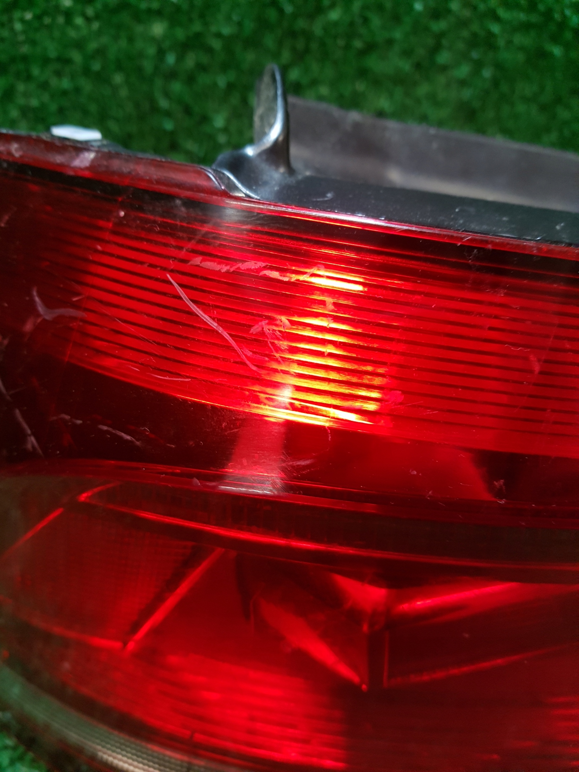 light left rear VOLKSWAGEN TOURAN III 5TA945095