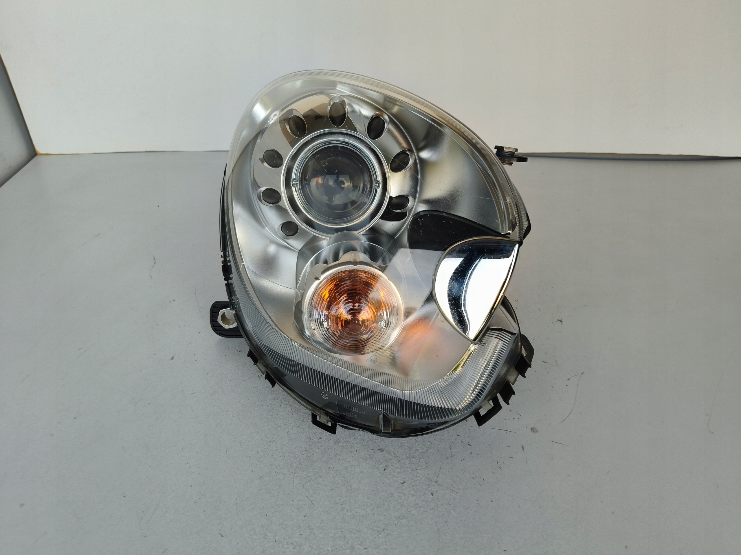 light right REFLEKTOR MINI COUNTRYMAN R60 10- XENON LED