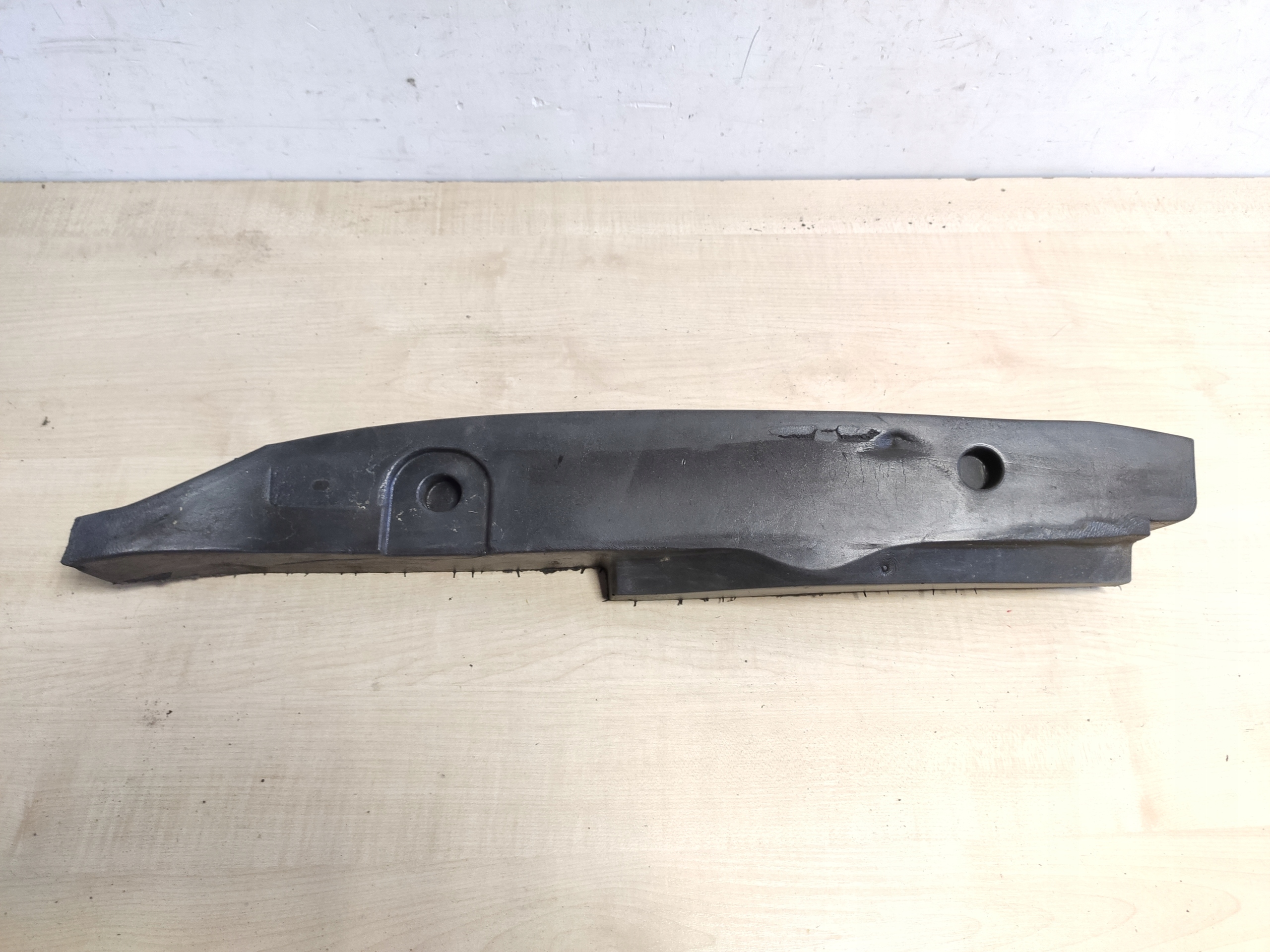 SKODA OCTAVIA 3 wytłumienie błotnika przód 5E0864236