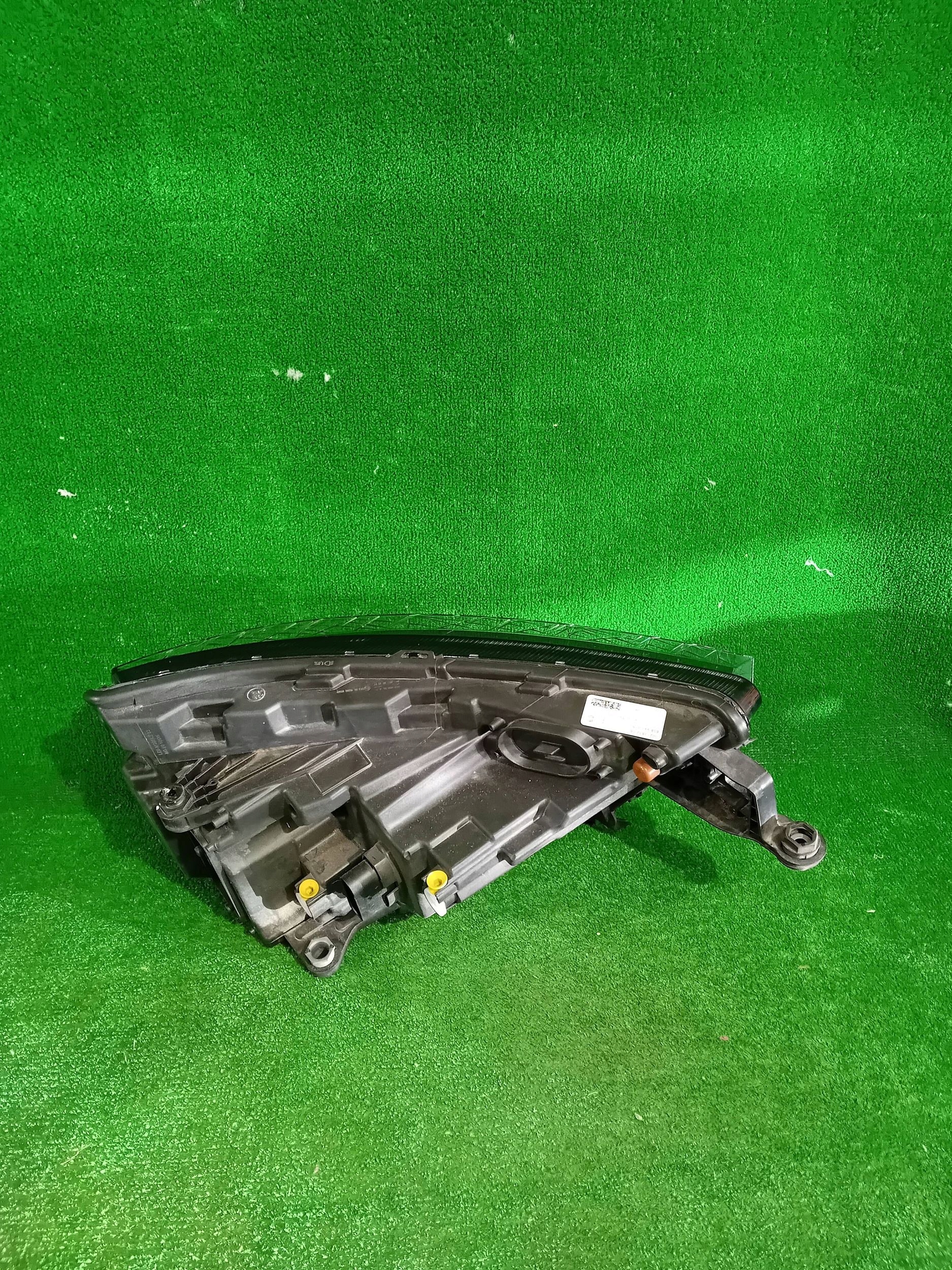 REFLEKTOR levý předek SKODA KAMIQ 18- FULL LED NR.746