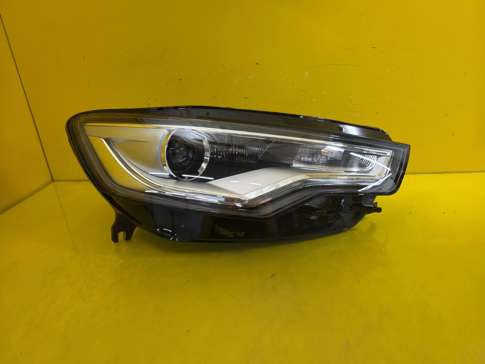 light left right Audi A6 C7 Bi-Xenon 2011-2015 4G0941031C 4G0941032C