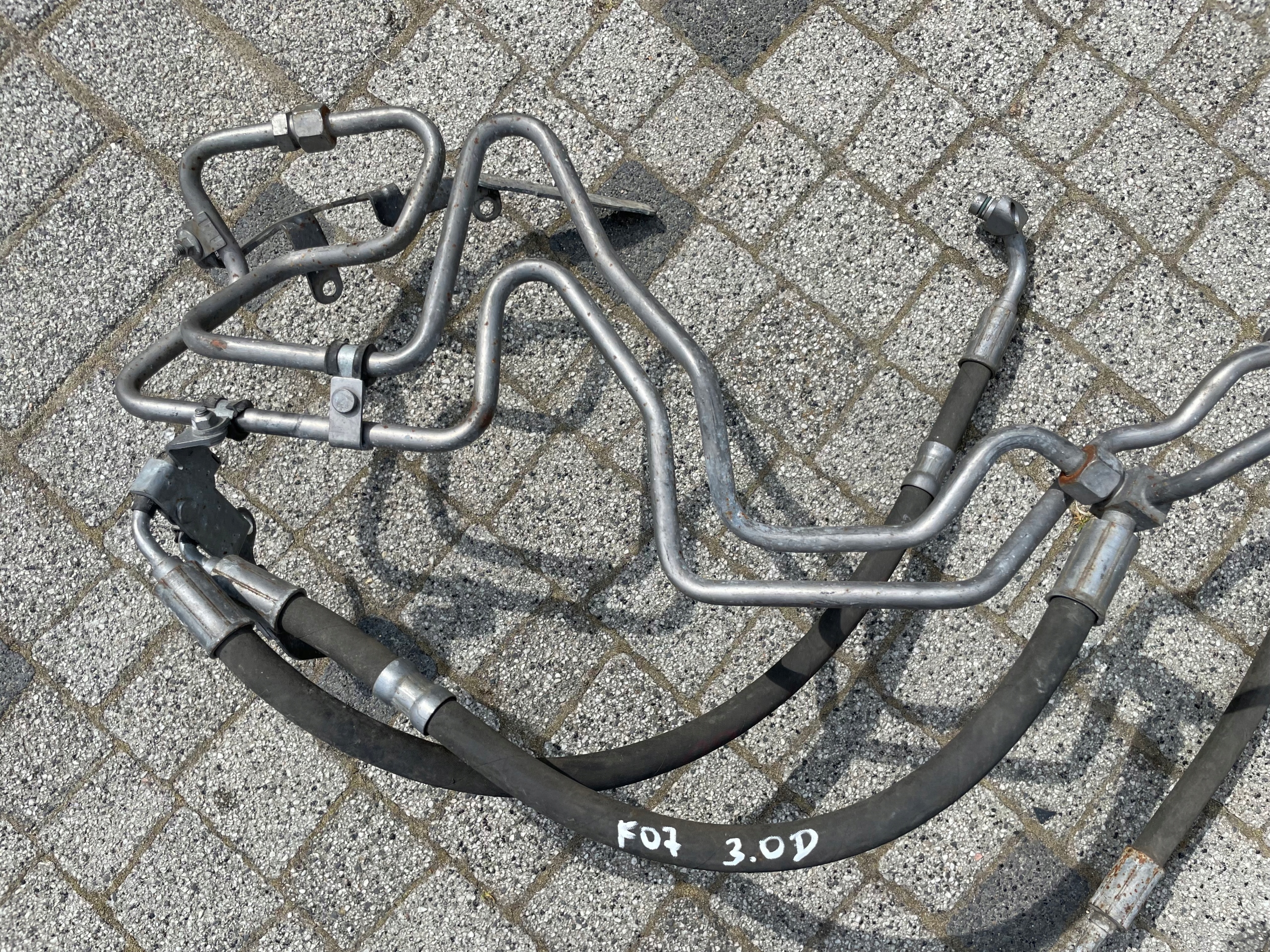 BMW 5 GT F07 3.0D crijevo prijenos DYNAMIC DRIVE