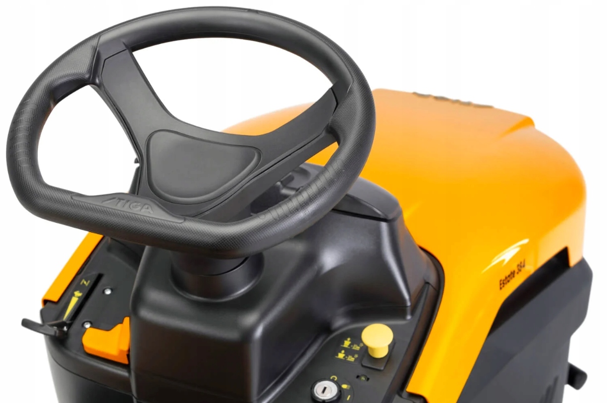 POTĘŻNY TRAKTOREK OGRODOWY STIGA ST400 414CC 84CM KOSZ HYBRYDOWY PRZYCZEPKA Pojemność silnika 352 cm³