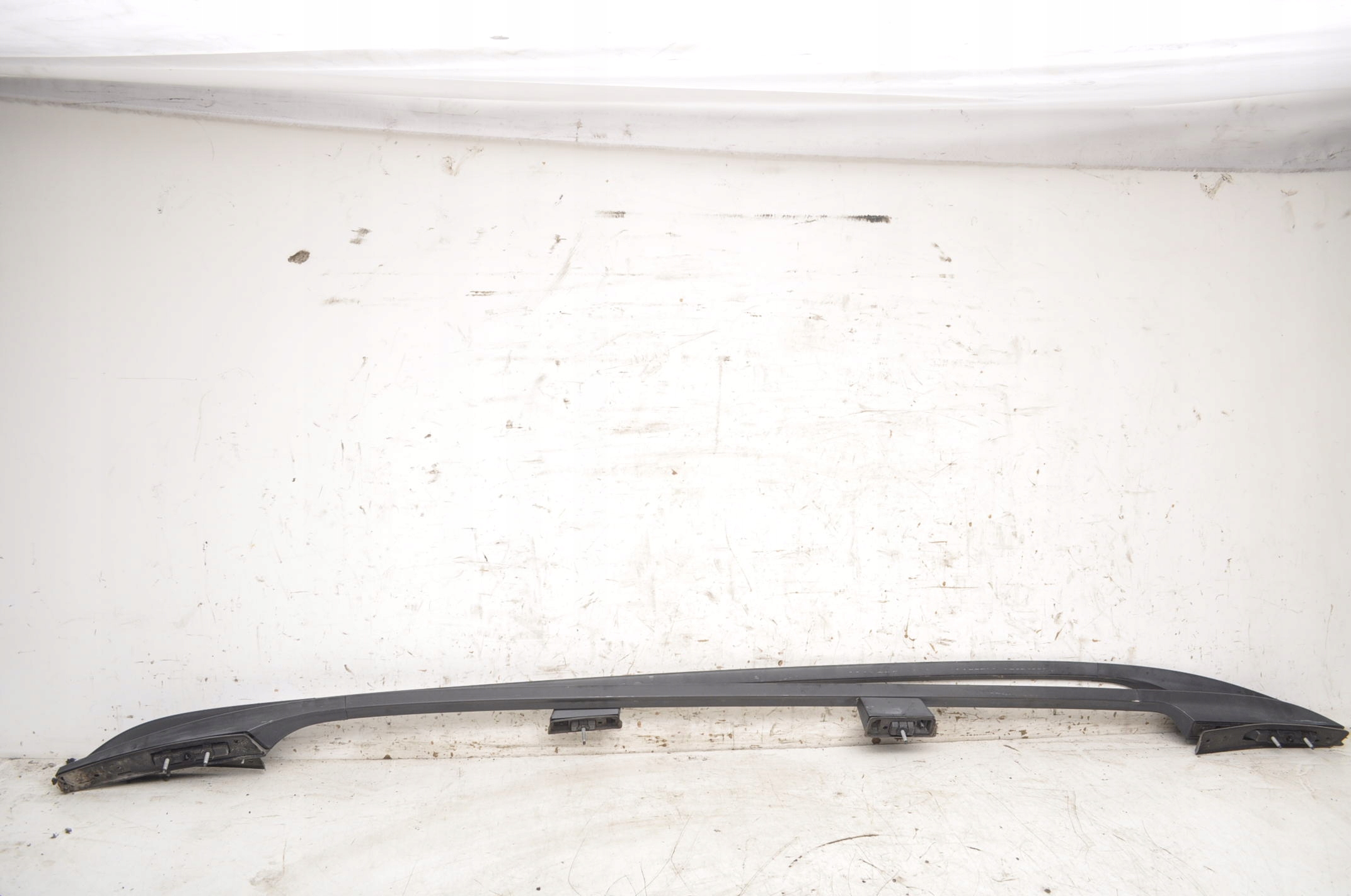 VOLVO XC70 II RELING DACHOWY KOMPLET Producent części Volvo OE