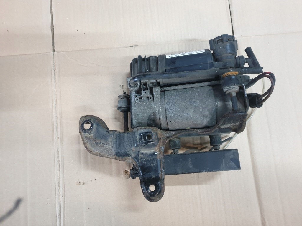 0010649 - Насос подвеса Мерседес в220 ФЛ 3,2 КДИ ВАБКО