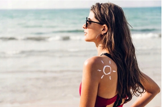 ZIAJA MASŁO KAKAOWE SPRAY PRZYSPIESZAJĄCY OPALANIE Faktor (SPF) 0