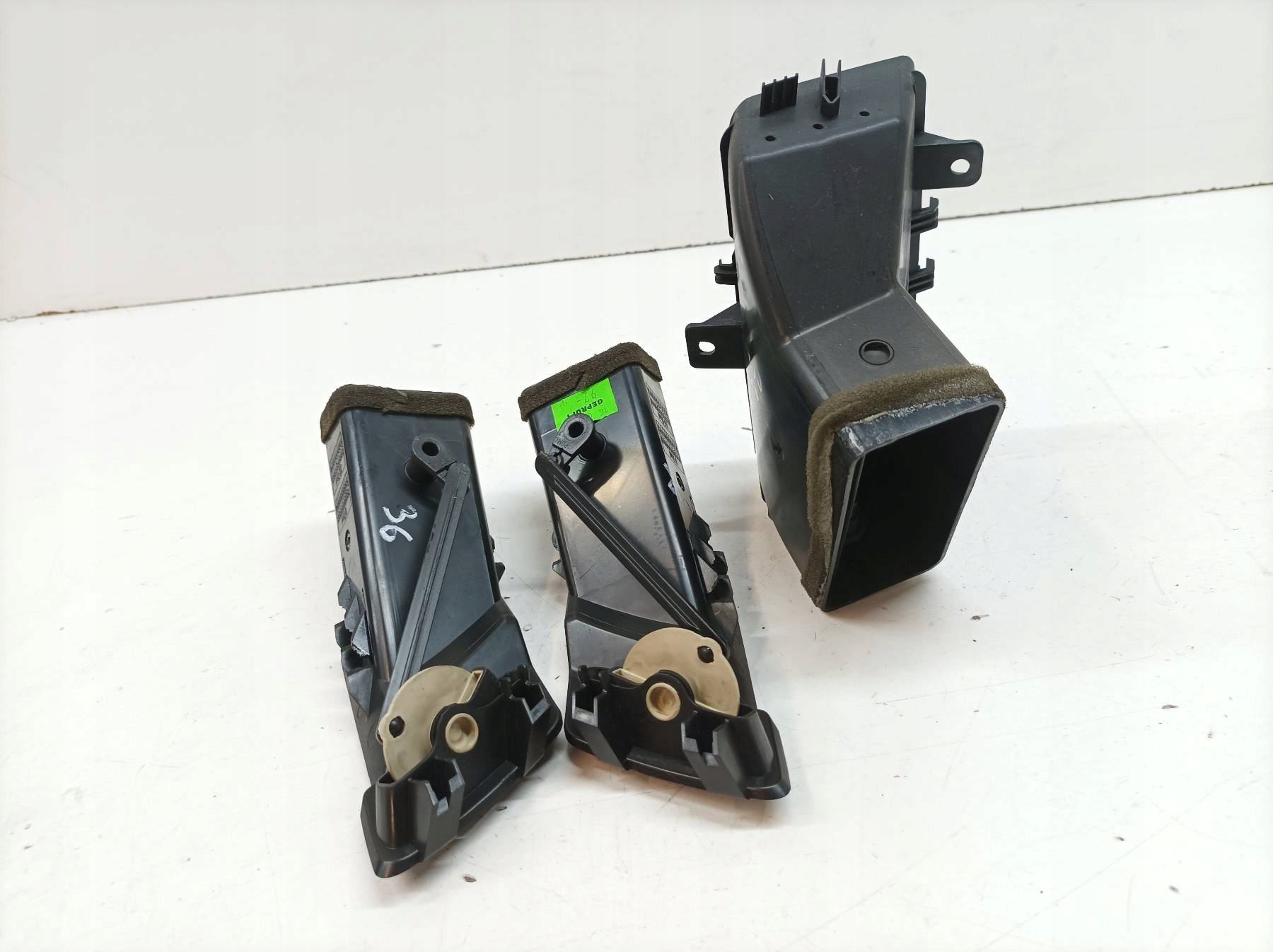 KRATKI air conditioning devices left right central VW Volkswagen Crafter and (2006- )