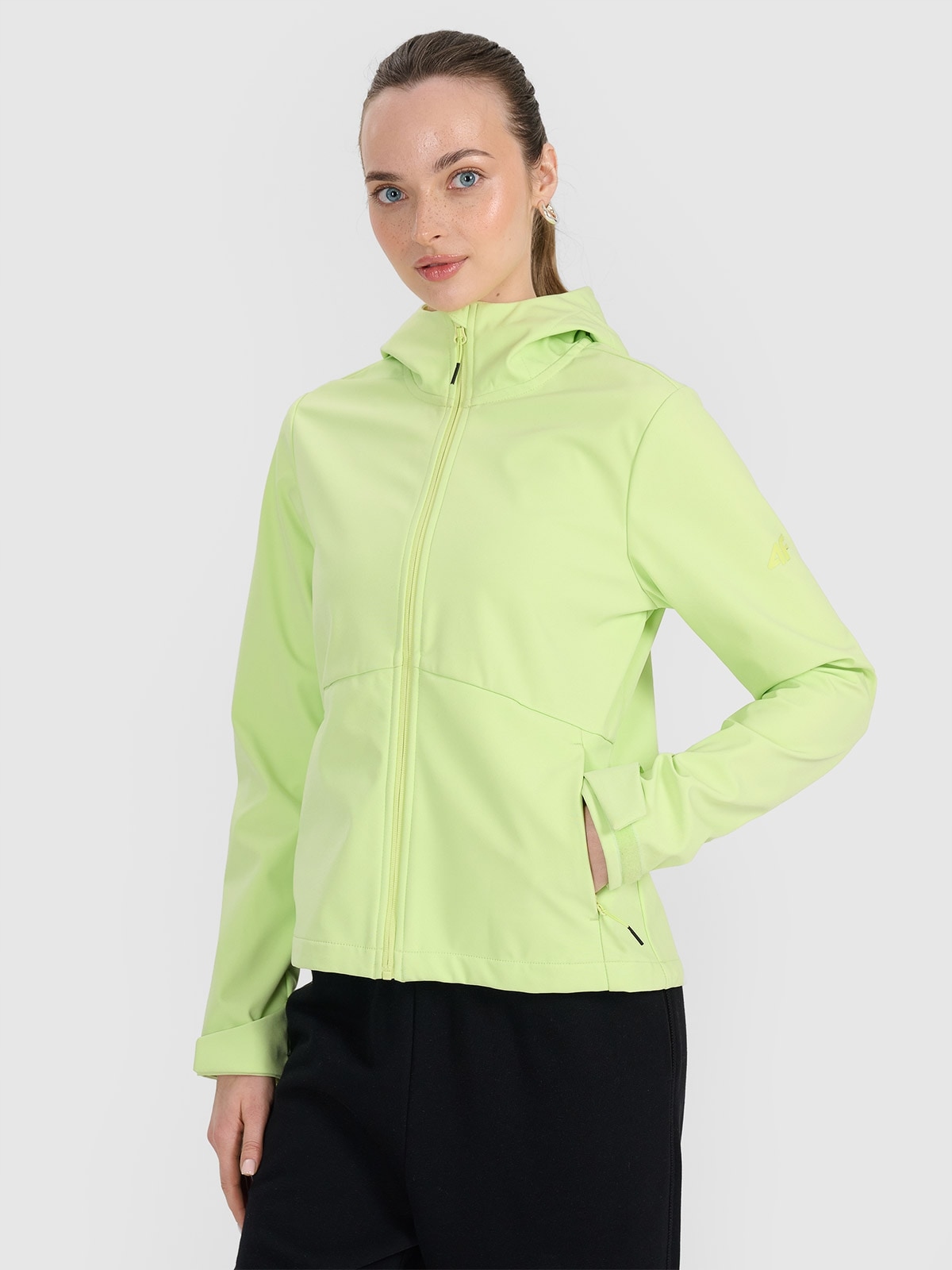 Dámská Bunda 4F Softshell Větruvzdorná XXL F320 SS25