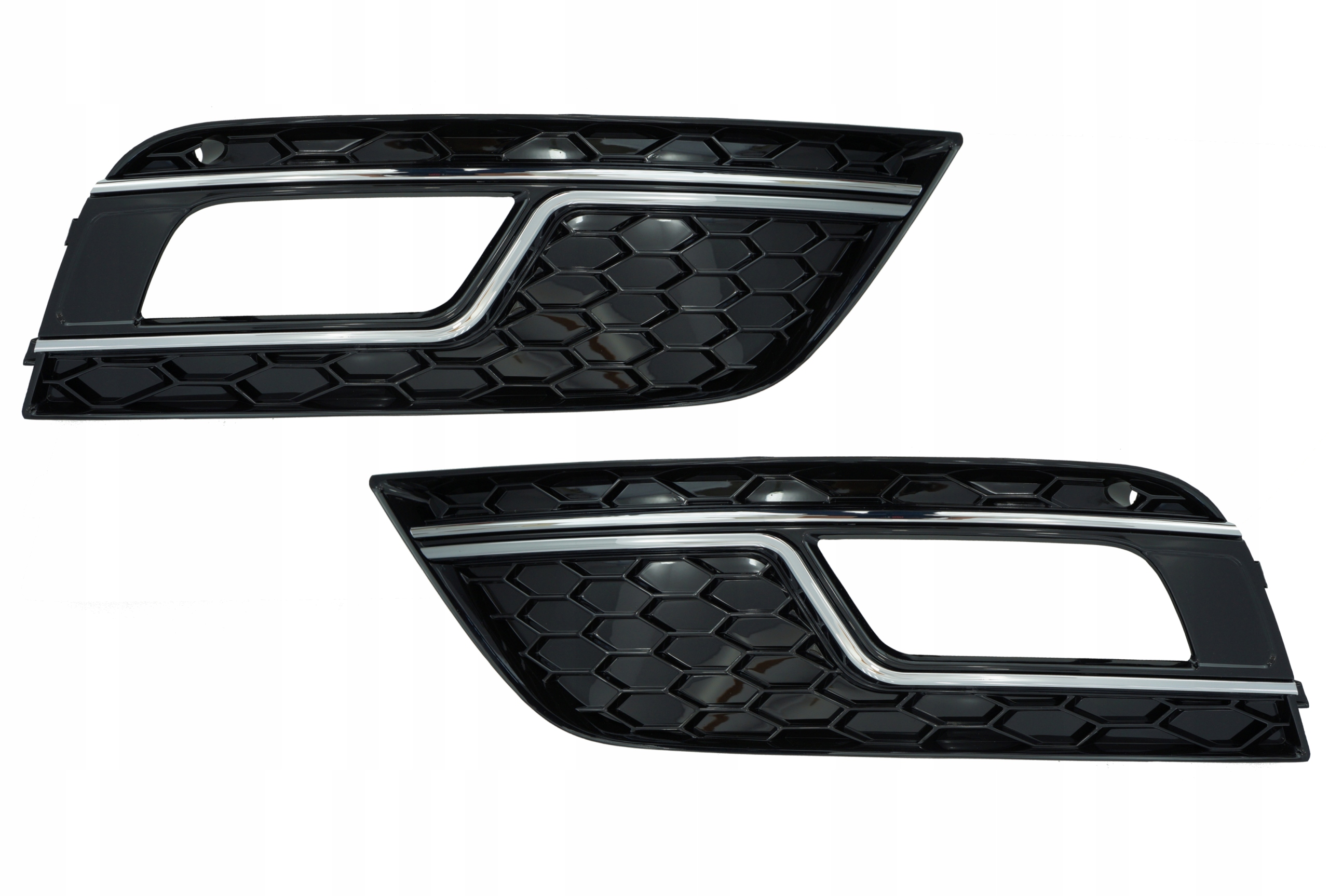 8K0807681K - Решітка кришка бампера AUDI A4 B8 Lift RS LOOK