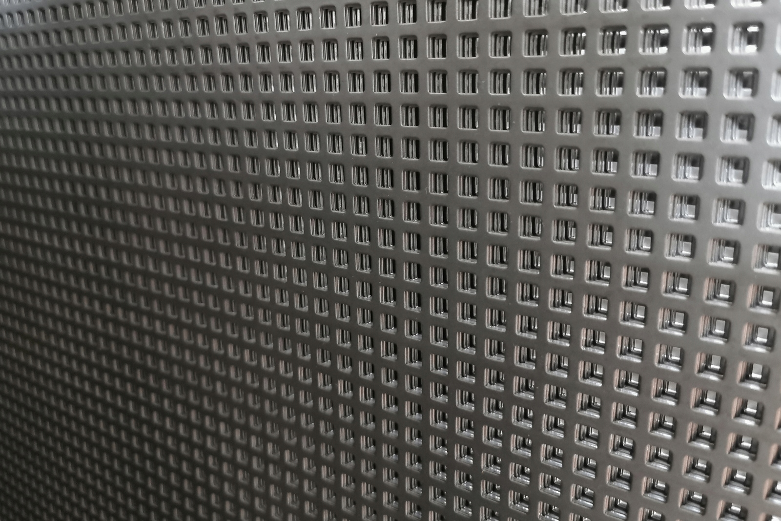 BLACHA PERFOROWANA 1000 x 2000 SUROWA 1,5 Qg 5-8 Grubość 1.5 mm