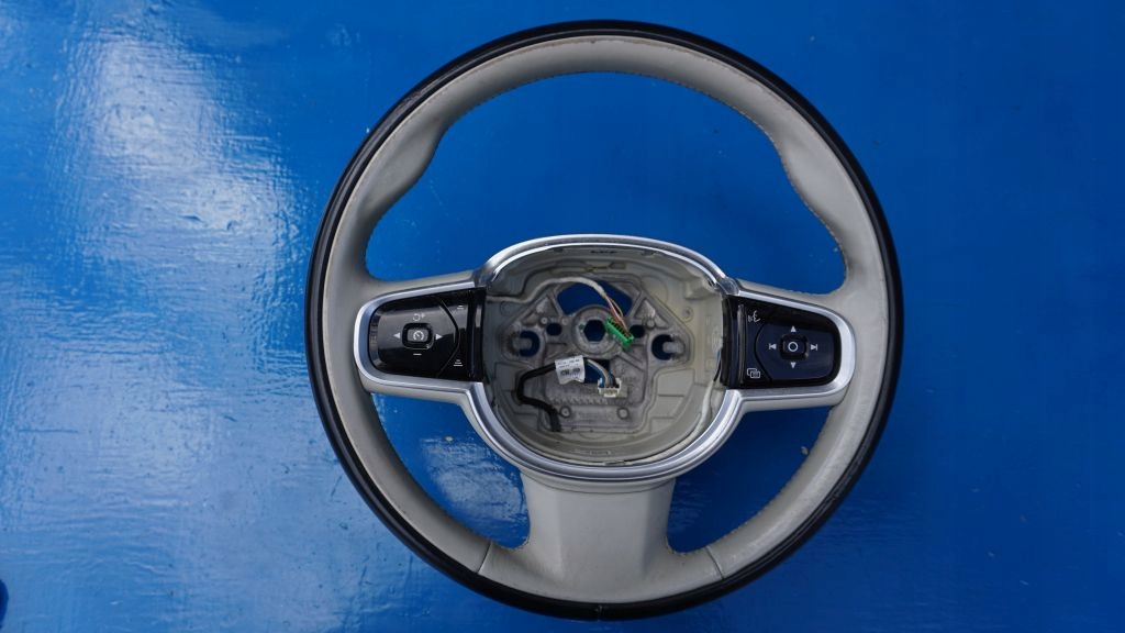 VOLVO S60 V60 XC60 S90 V90 XC90 II lenkrad