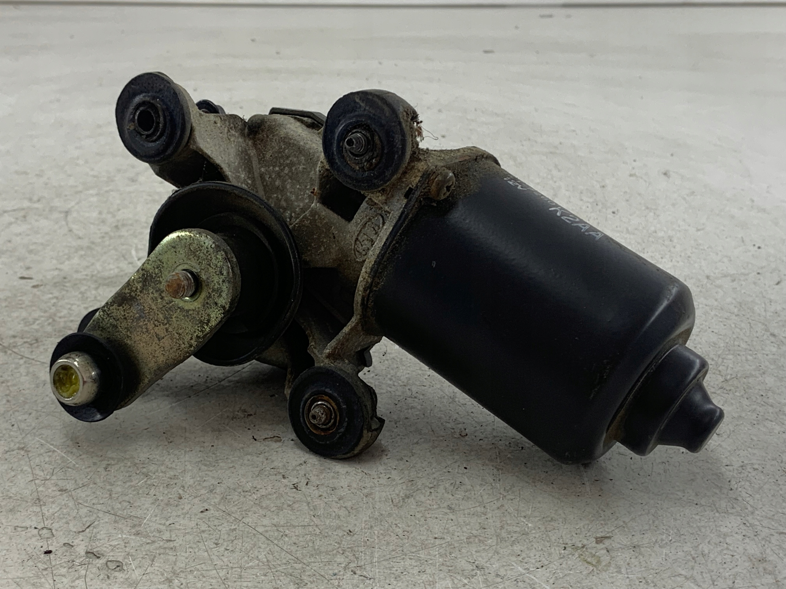 KIA SHUMA a motorek stieracov předek 03541-7260