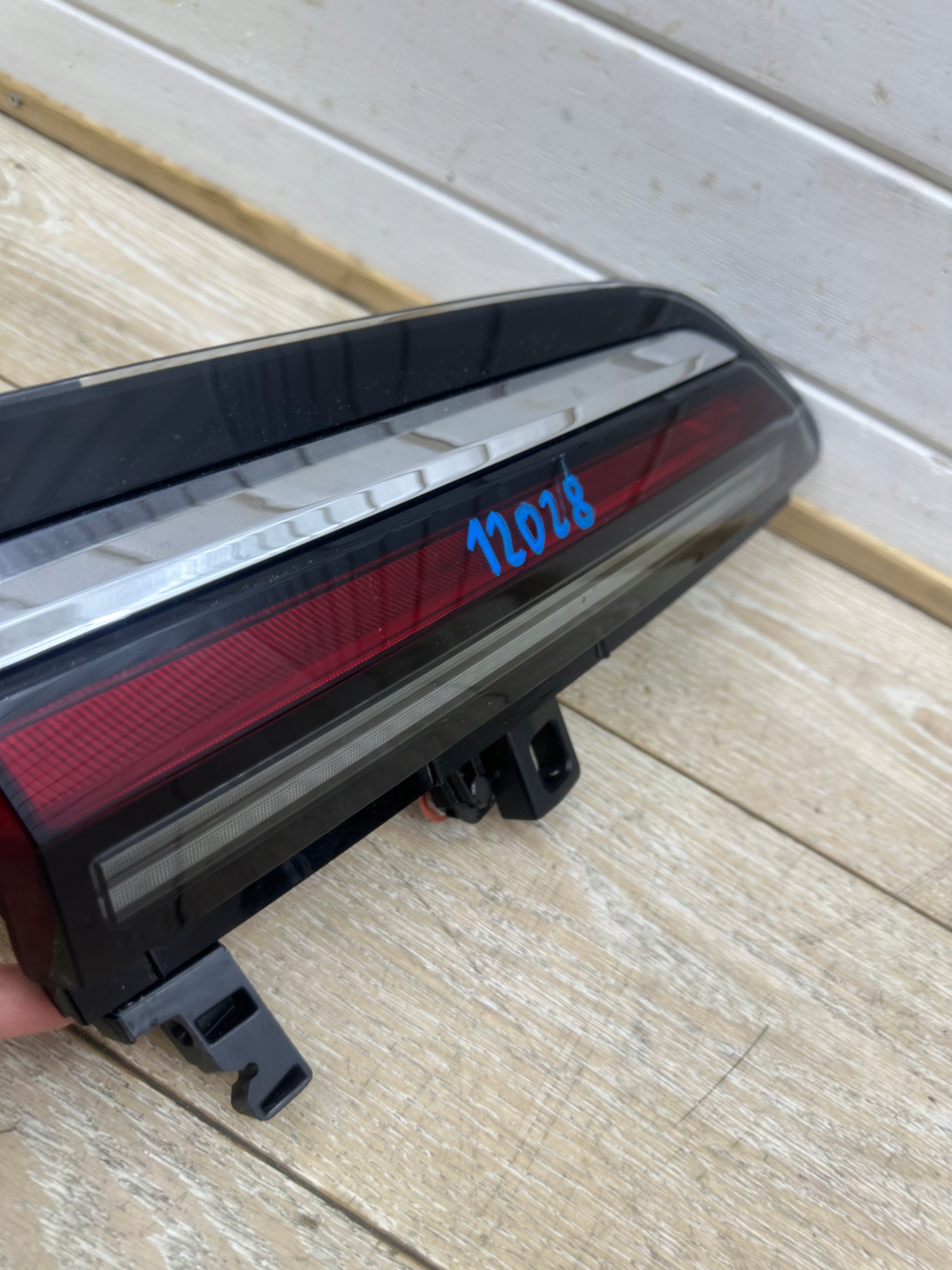 light rear left BMW 7 H75A45BA504