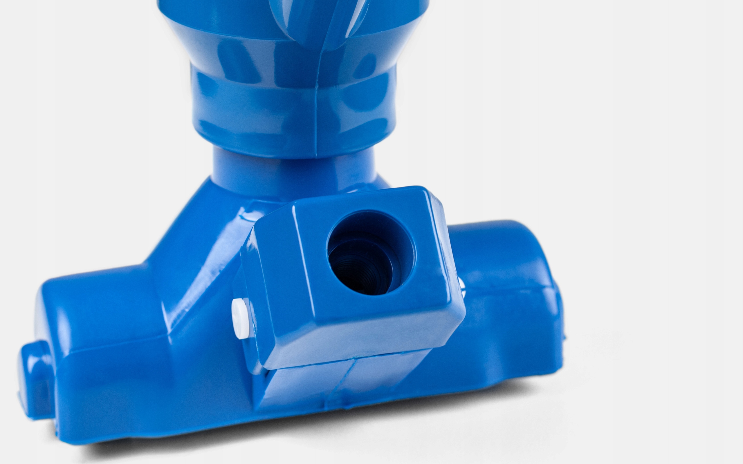 Odkurzacz Basenowy do Czyszczenia Dna Ścianek Basenu Jacuzzi Tyczka P1109BU Model P1109BU