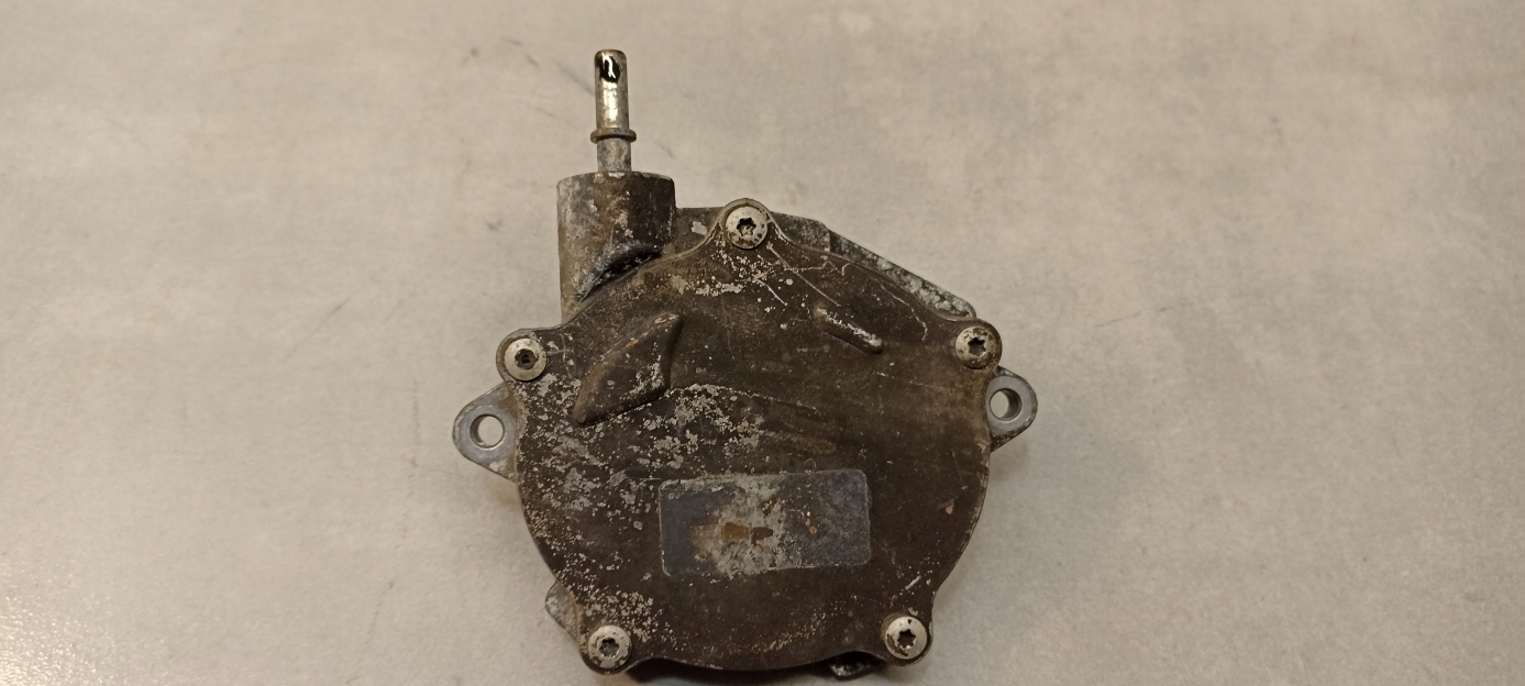 pump VACUM MERCEDES W169 2.0 CDI