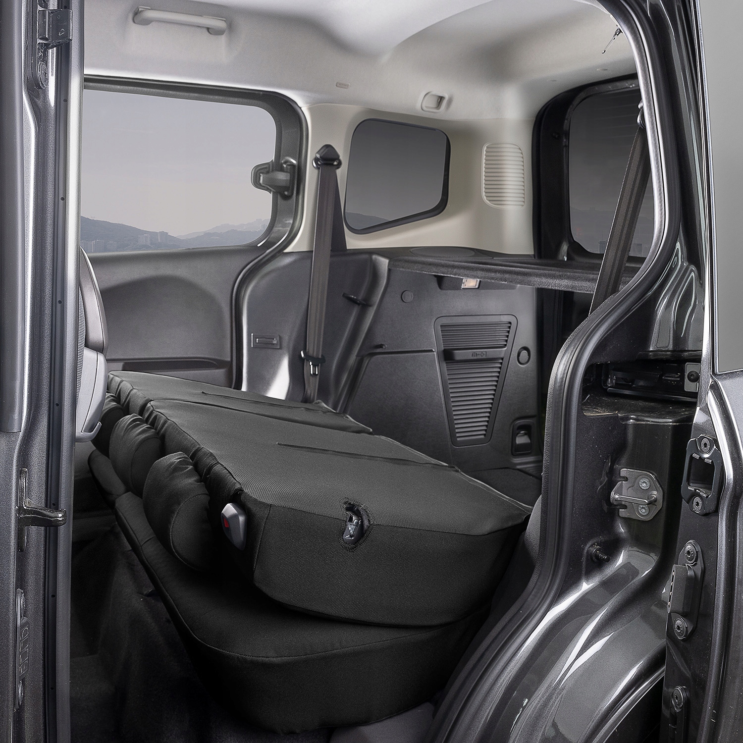 Ford Tourneo Courier I 2014-2023 Pokrowce samochodowe miarowe komplet Model Tailor Made