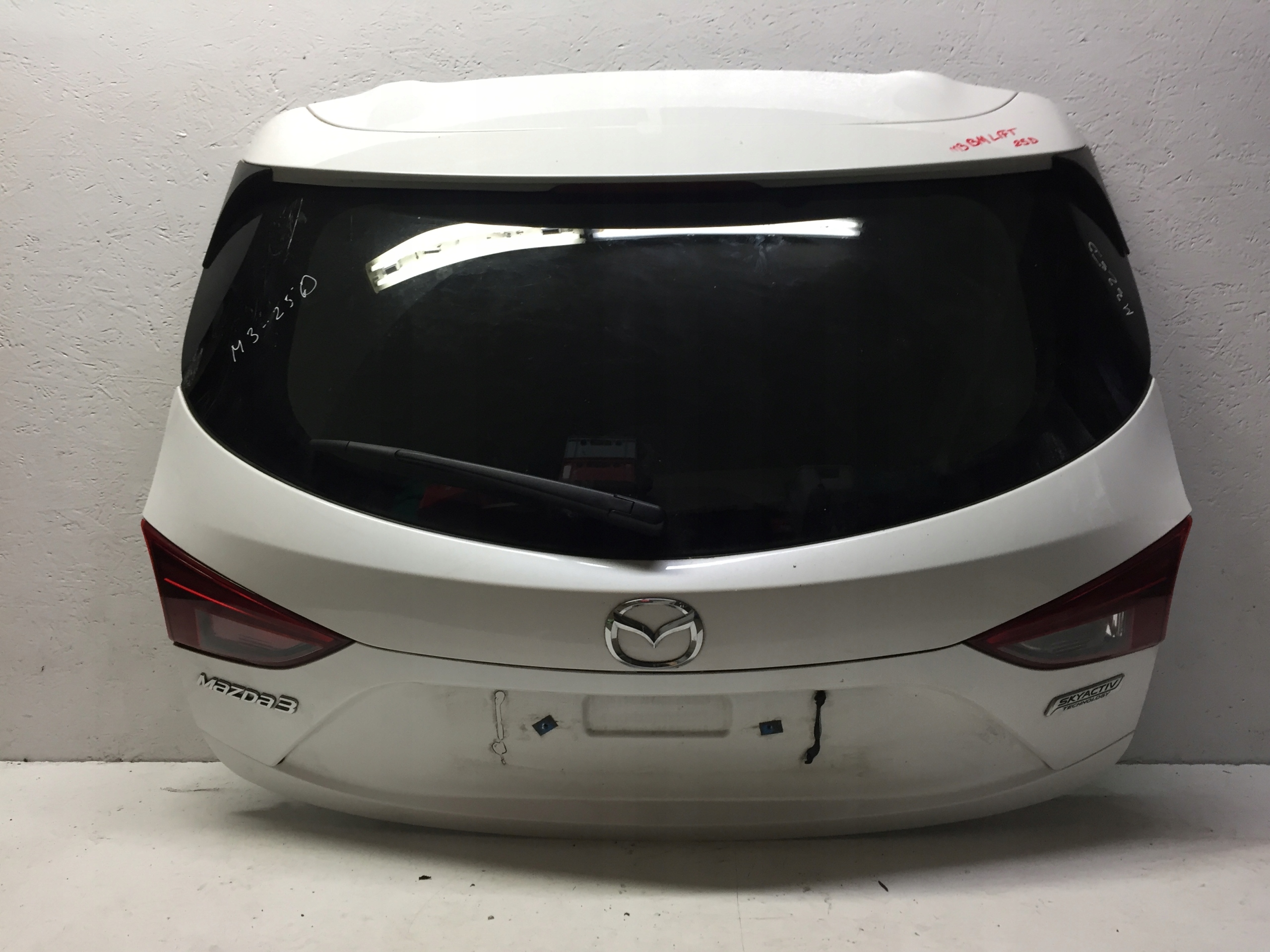 KLAPA TYŁ BAGAŻNIKA MAZDA 3 BM KOLOR 25d