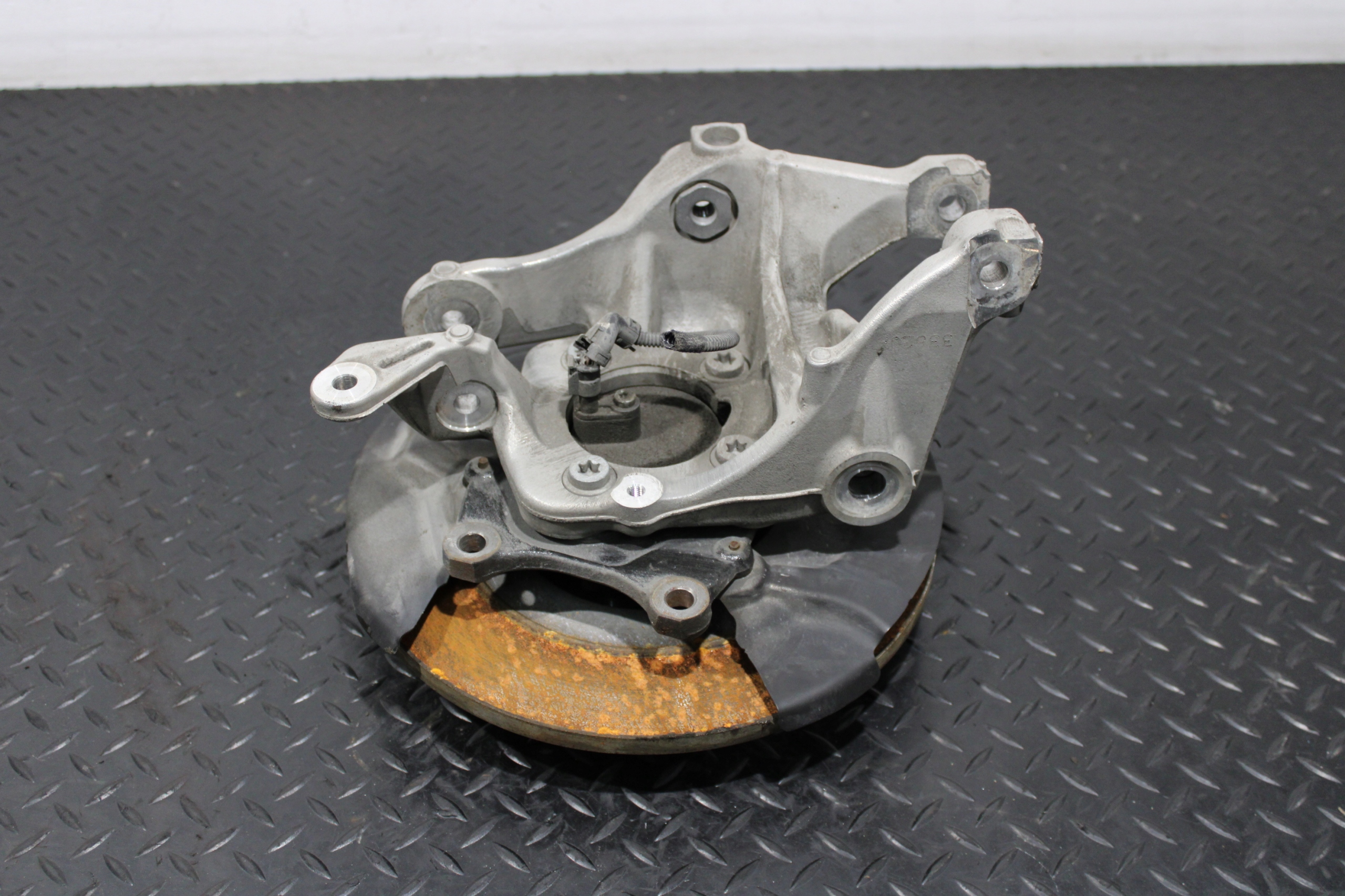 swing left rear part PEUGEOT 3008 II 2