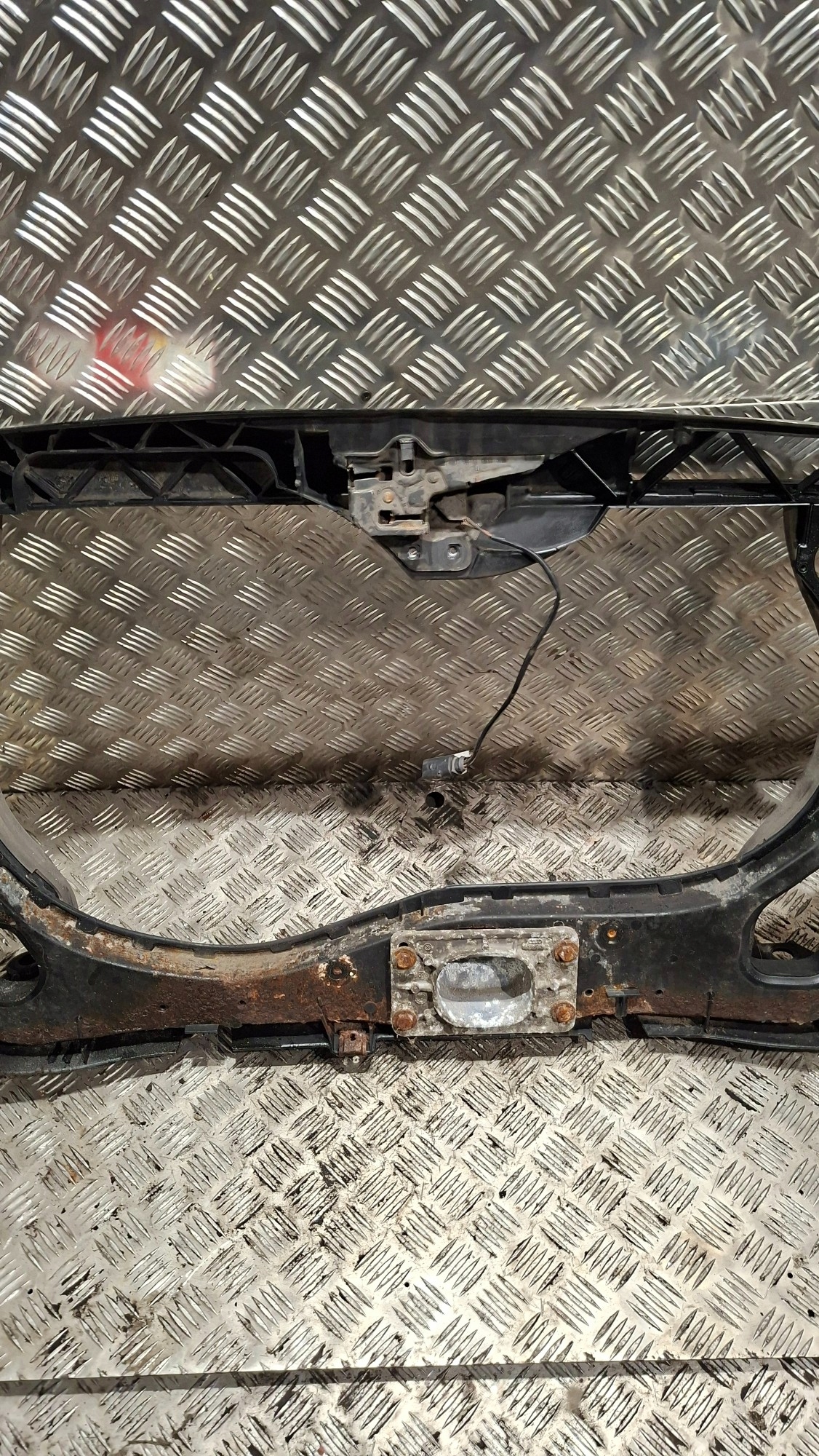 support panel for radiators AUDI A4 B6 3.0