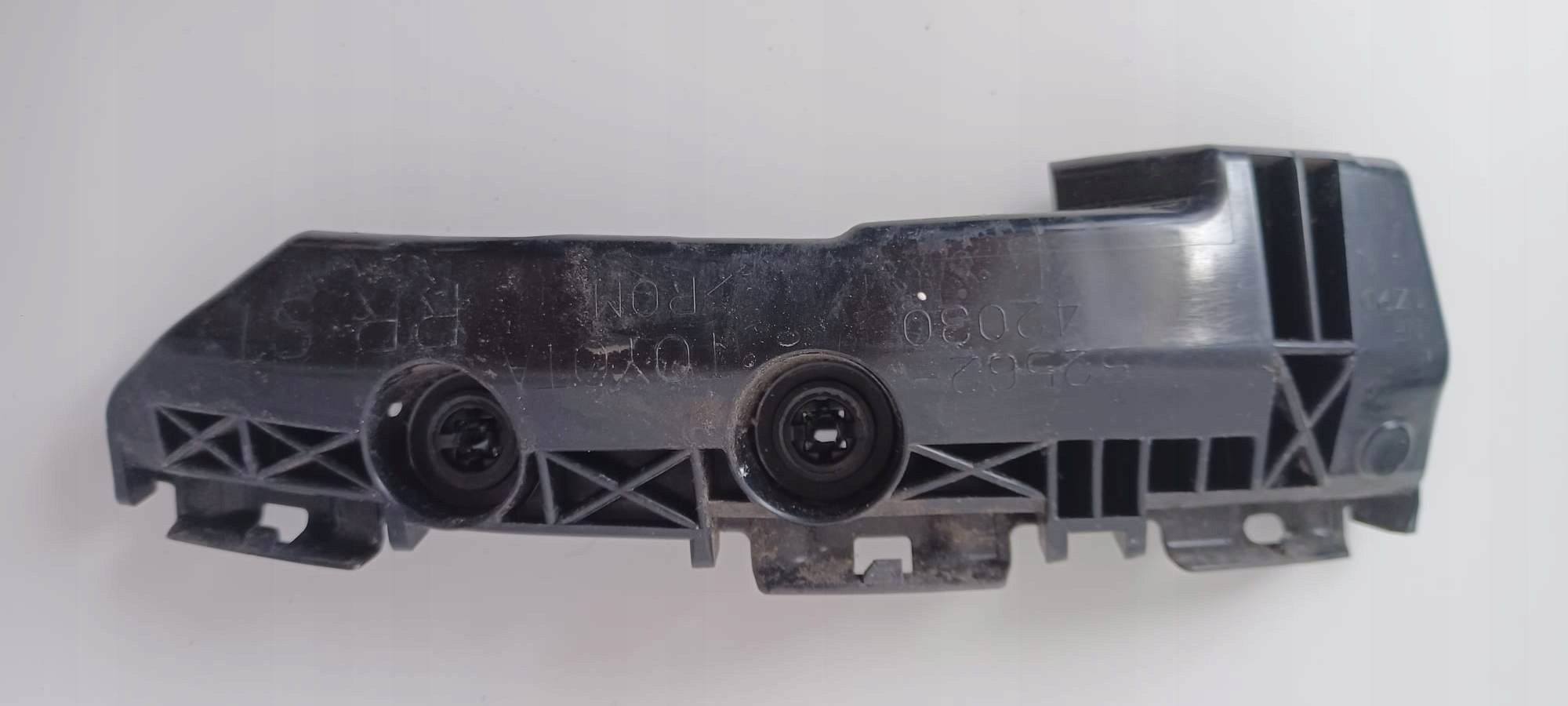 Support Support plaque Pare choc Arrière TOYOTA RAV 4 III