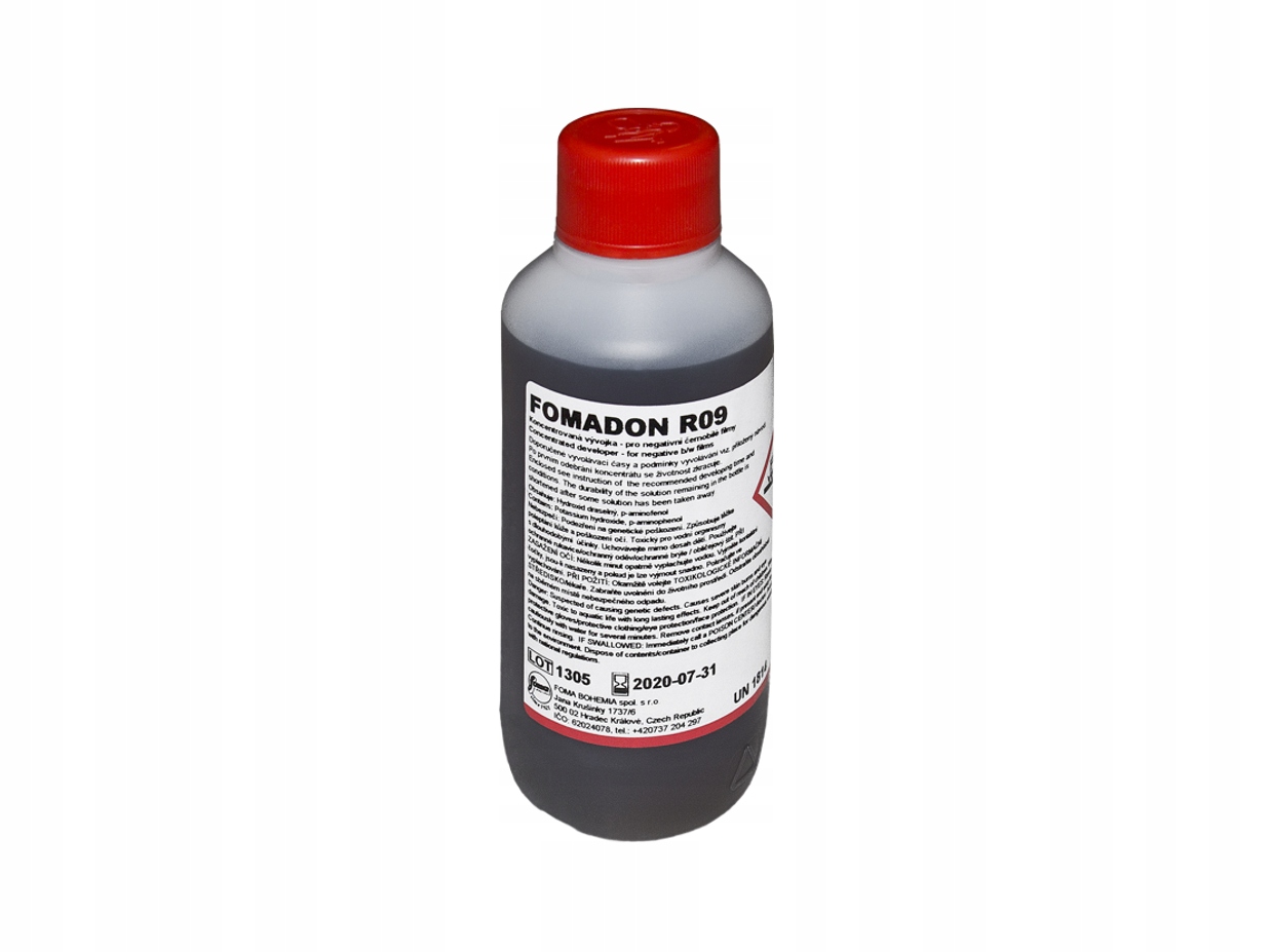 Foma Fomadon R09 250 ml, wywoływacz negatywowy ( Rodinal ) Stan opakowania oryginalne