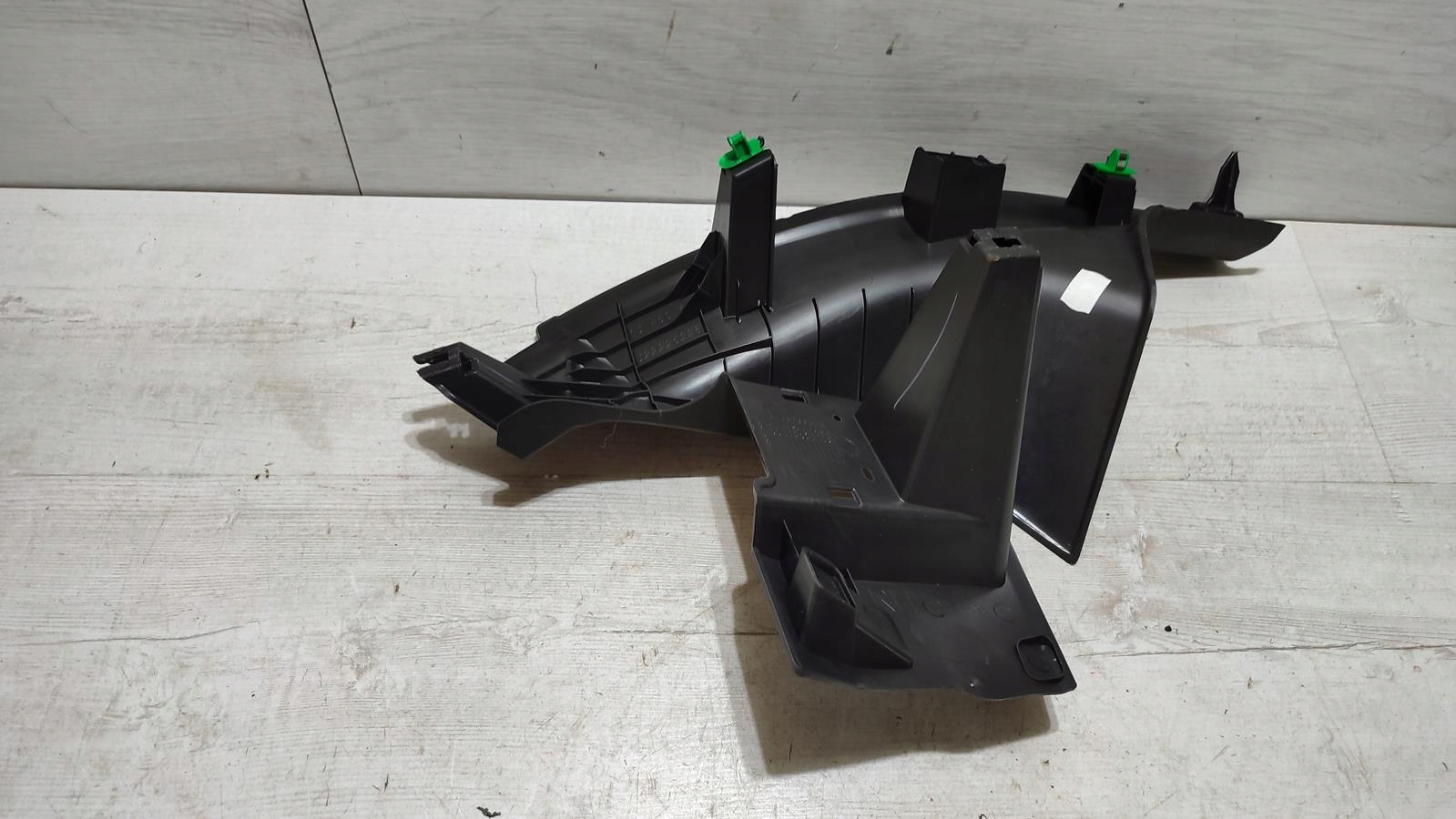 Blende Abdeckung slupka rechts heck Opel Astra K