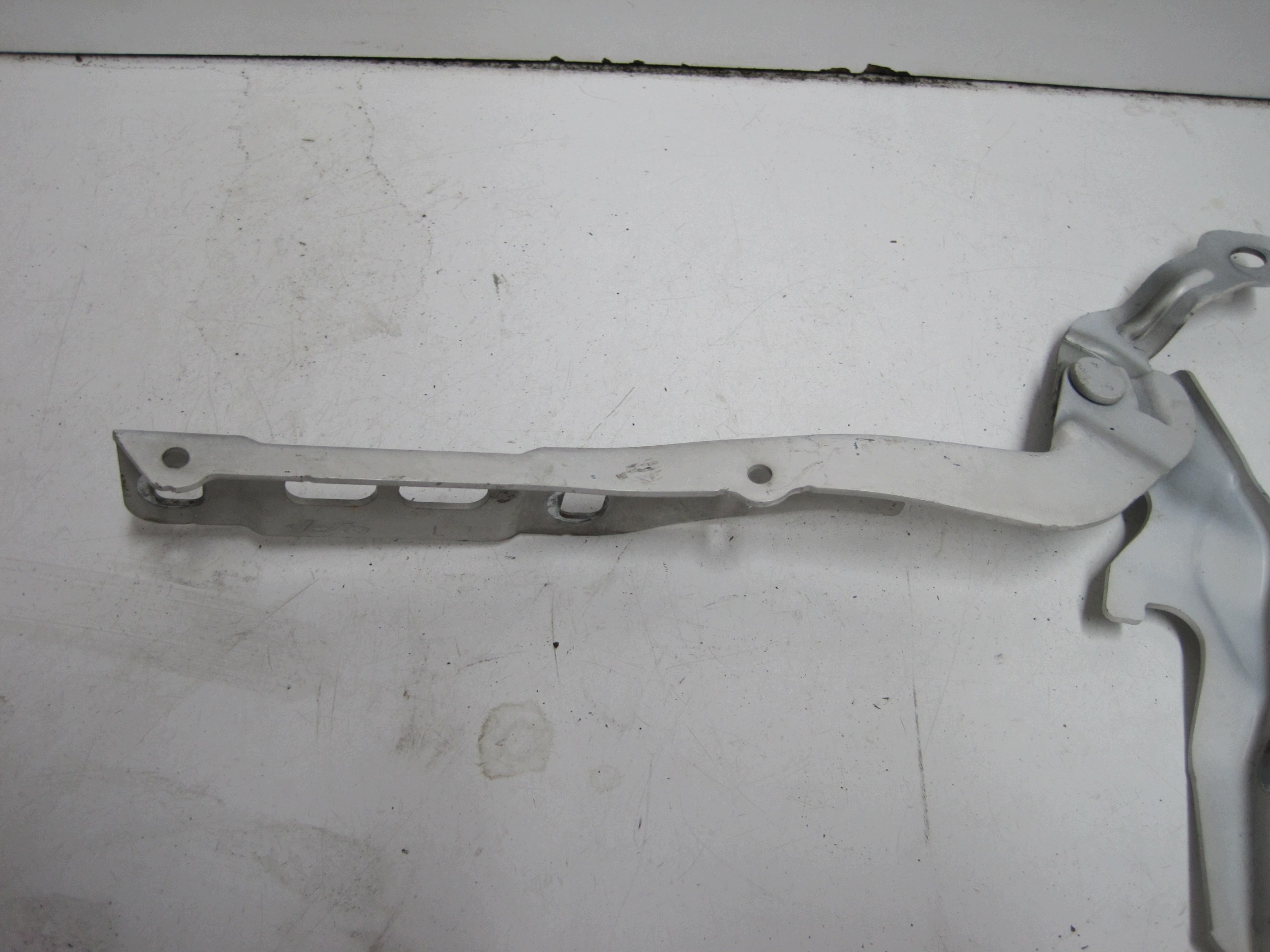 hinge bonnets left PEUGEOT 2008 II 9820730880