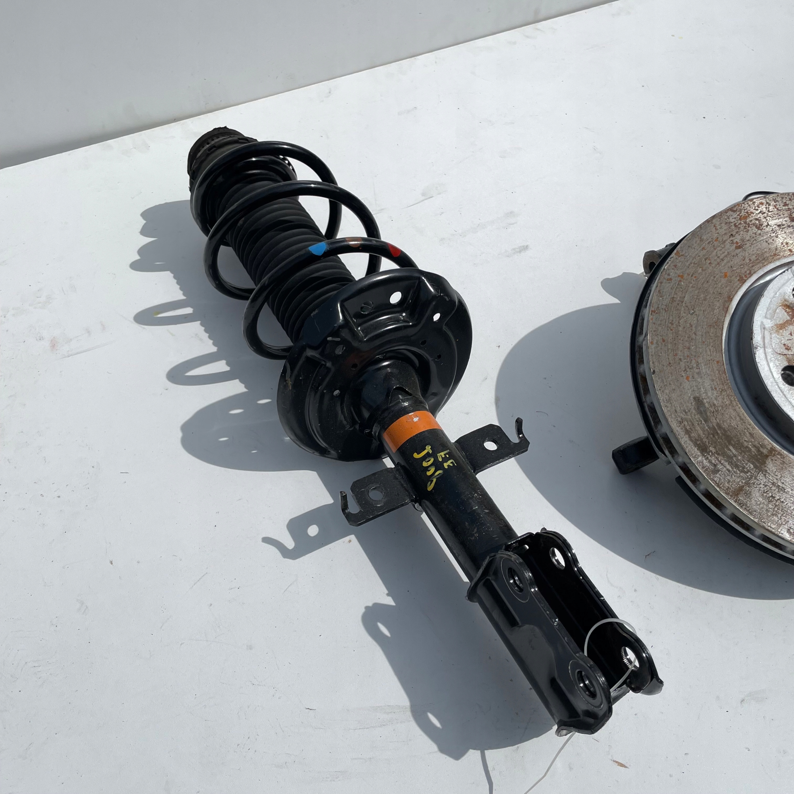 RENAULT CAPTUR II HYBRYDA SWING SHOCK ABSORBER