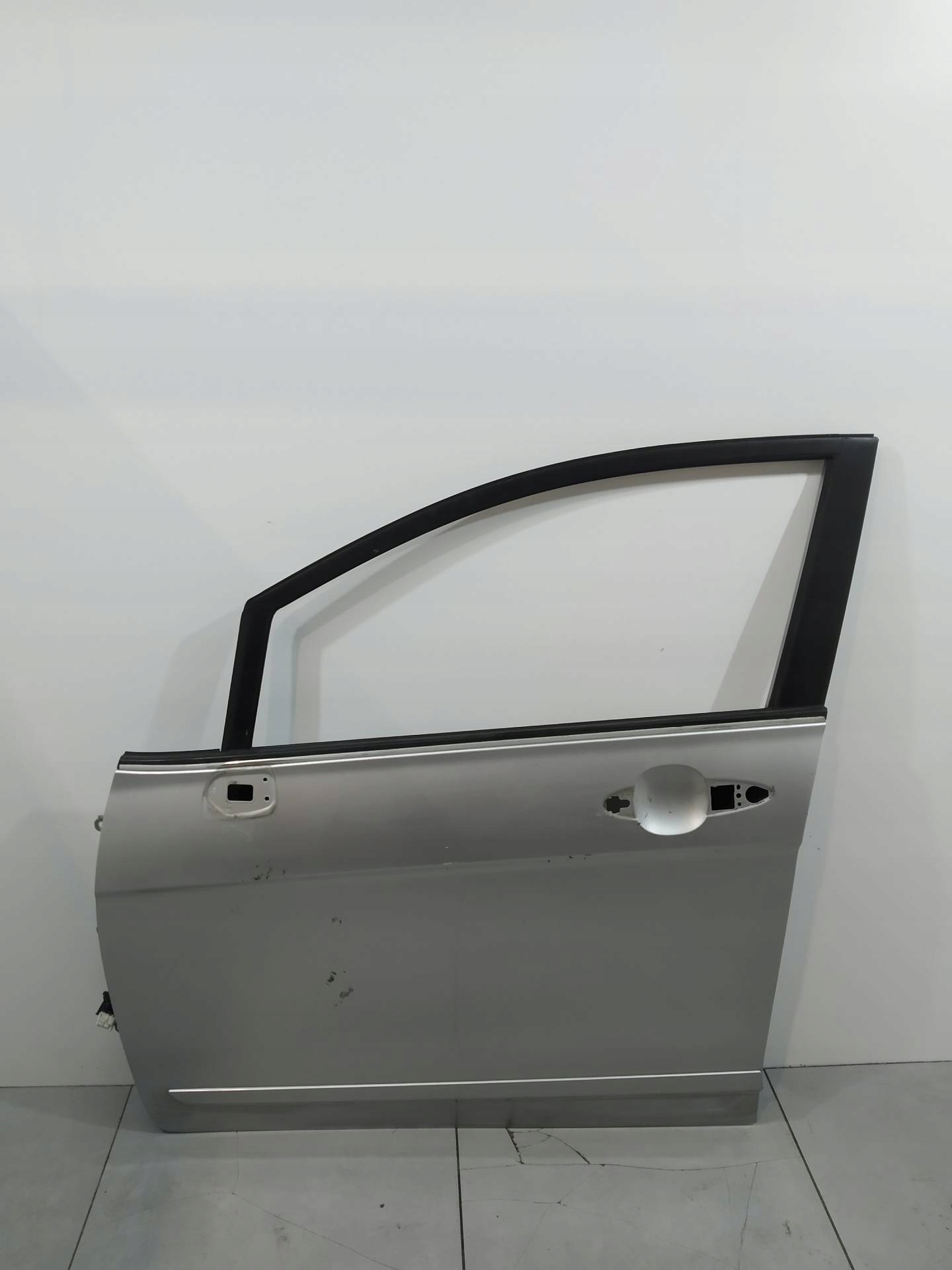 door left front NH700M Honda FR-V and (2004-2009)