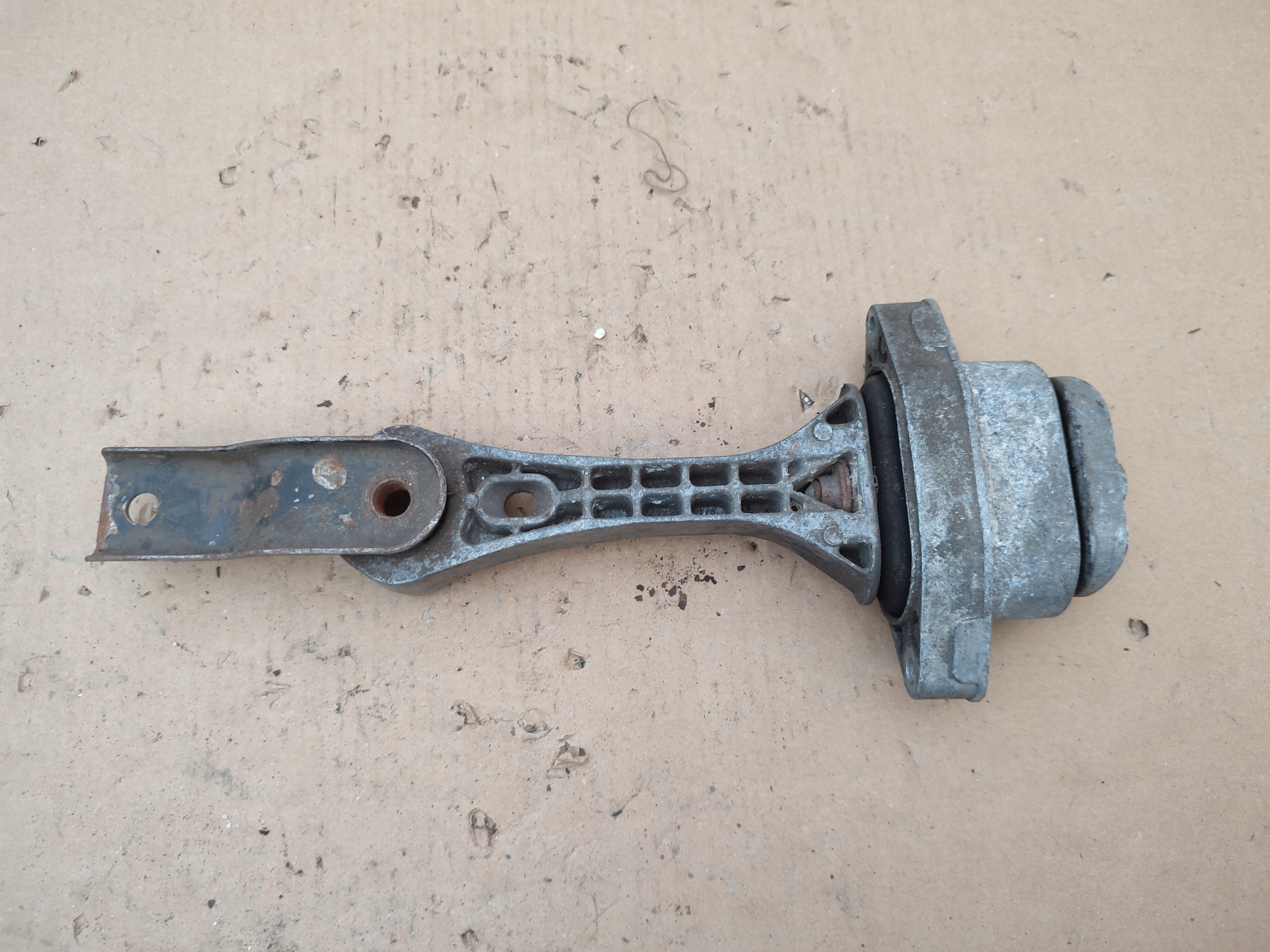 engine mount AUDI A3 TT 1J0199851M 1J0199851
