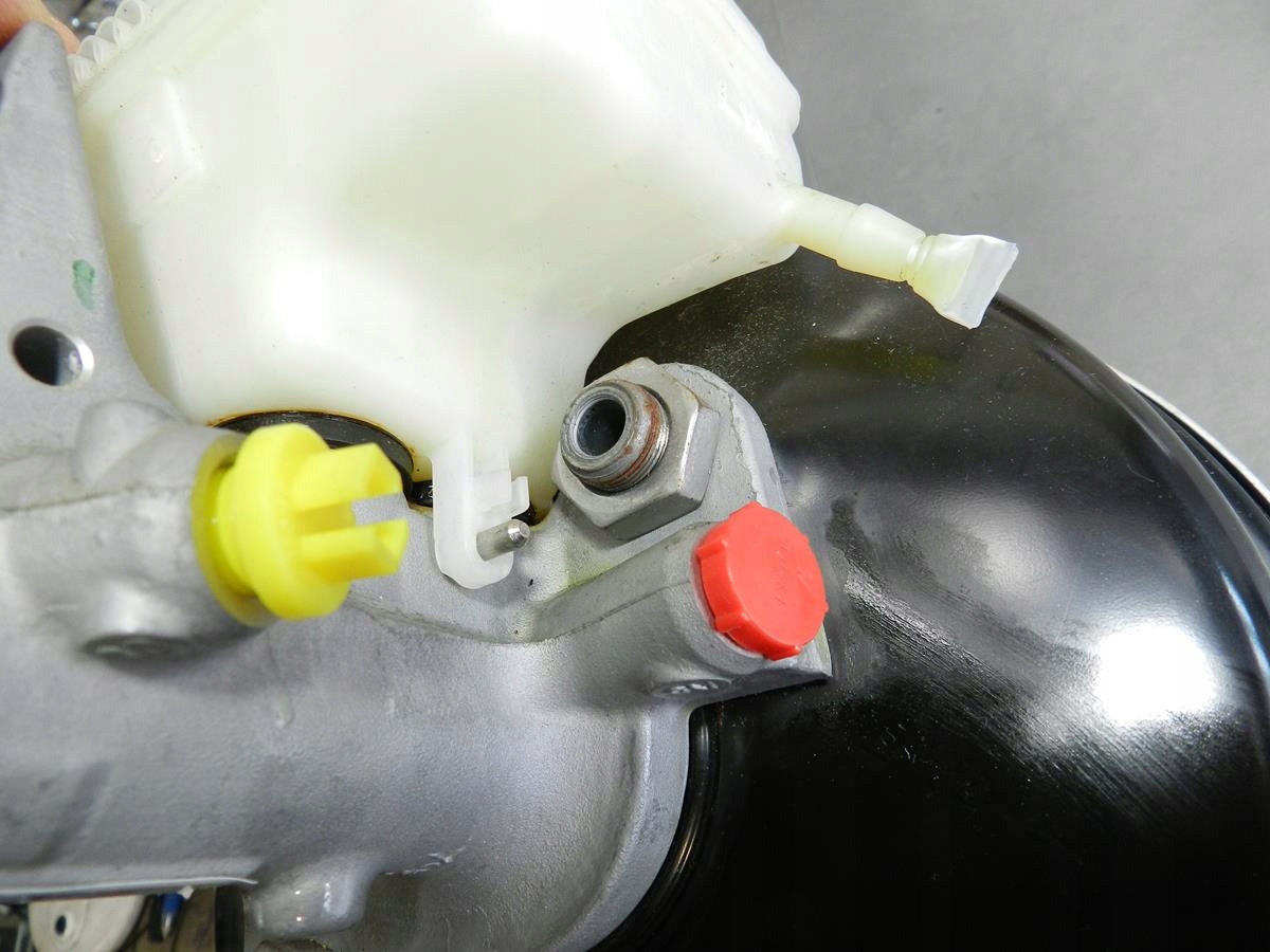 AUDI A5 8T servo Servofreno 8K0612103N