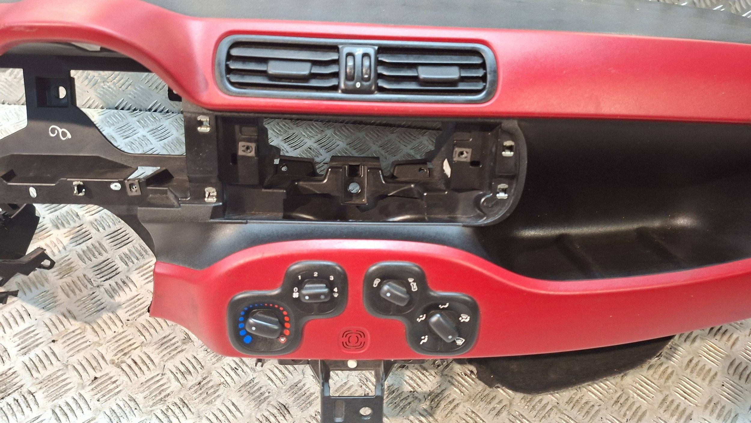 dashboard instrument panel passenger airbag FIAT PANDA III 2012