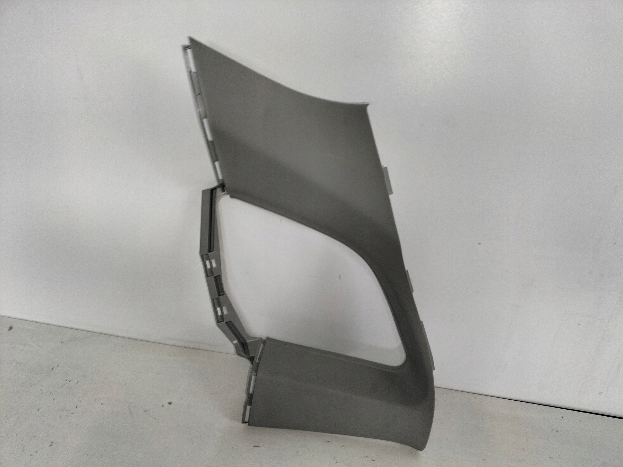 BLENDE ABDECKUNG SLUPKA HECK LINKS SUZUKI VITARA III 15