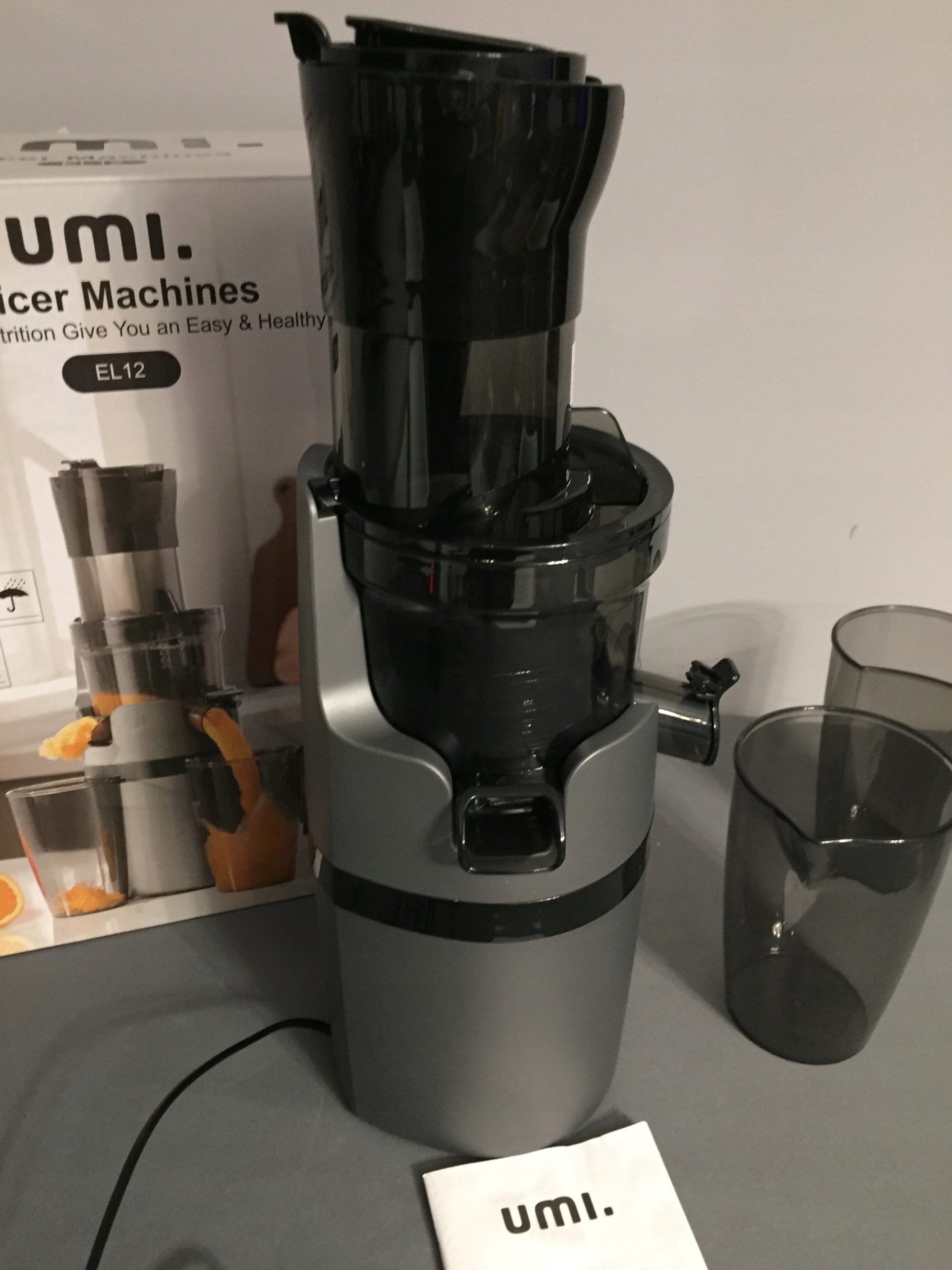 UMI WYCISKARKA WOLNOOBROTOWA DO SOKÓW SOKOWIRÓWKA Model EL12
