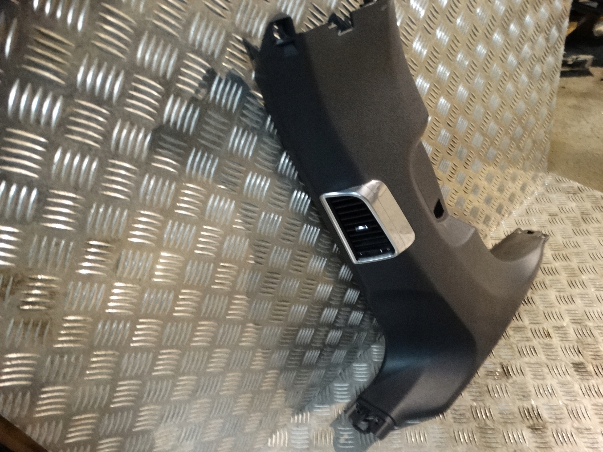 cover pillar left grid PORSCHE PANAMERA 970 1 9
