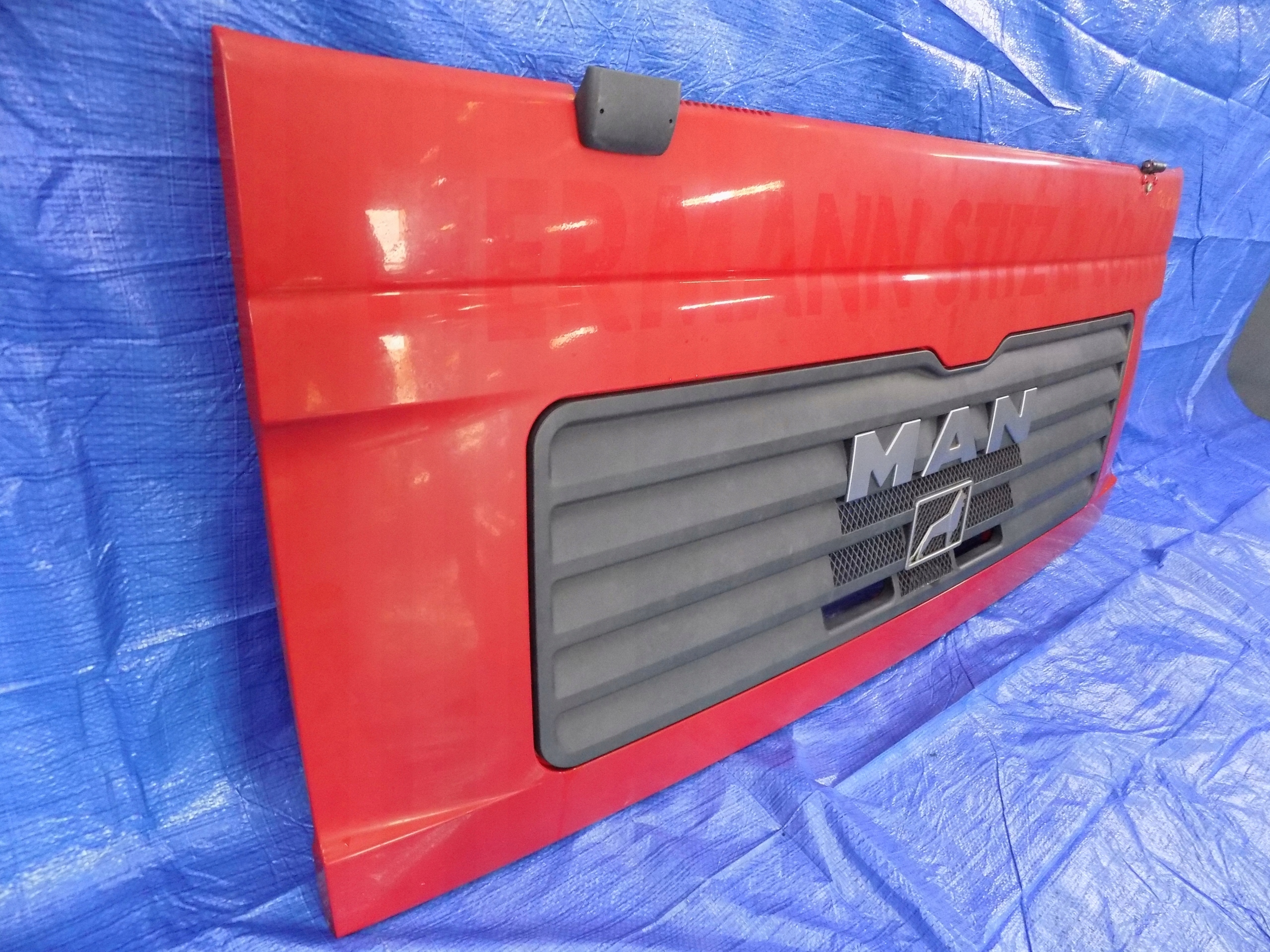bonnet grill grille MAN TGL 10.180 2007R