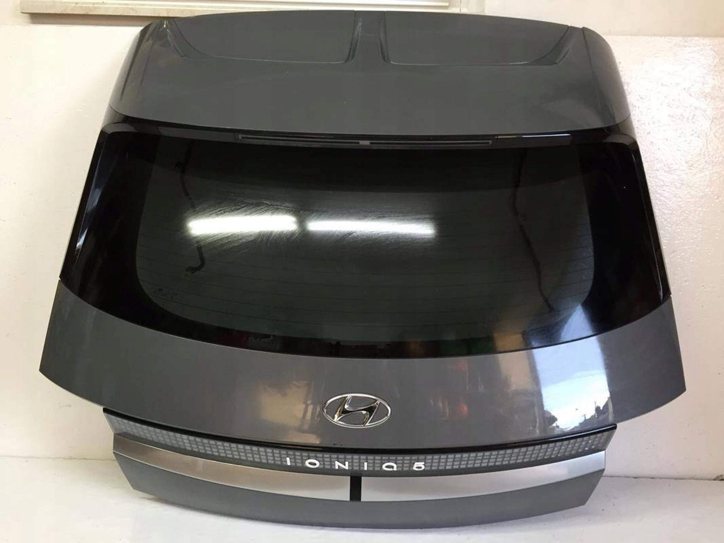 Hyundai Ioniq 5 V KLAPA BAGAŻNIKA KOLOR R3G