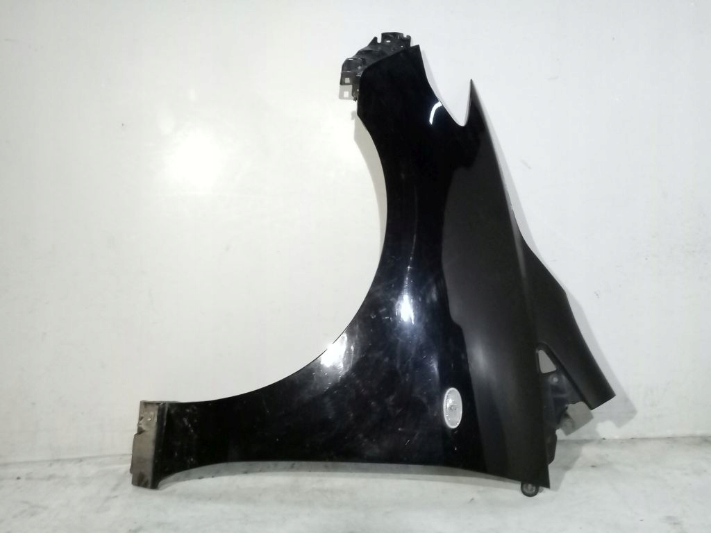 Mazda 5 e lift parafango sinistra 16W