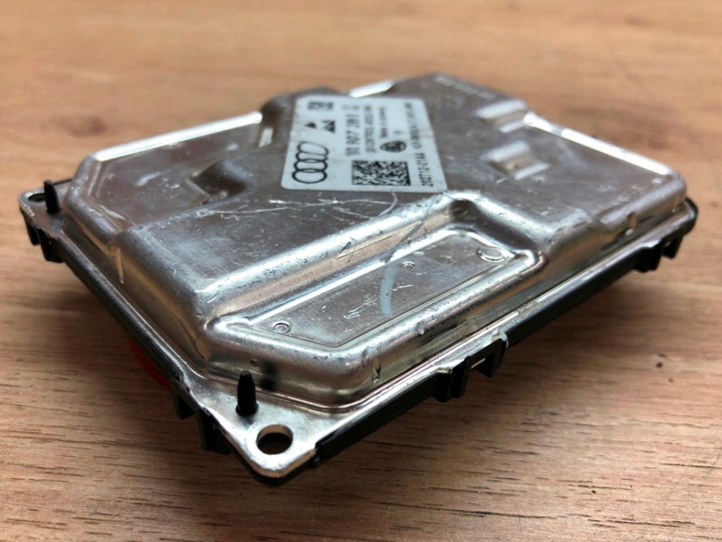 moduł przetwornica Do VW Arteon Golf MK7 Sportvan AM Tiguan MK2 8V0907399B Numer katalogowy części FULL 8V0907399B LED