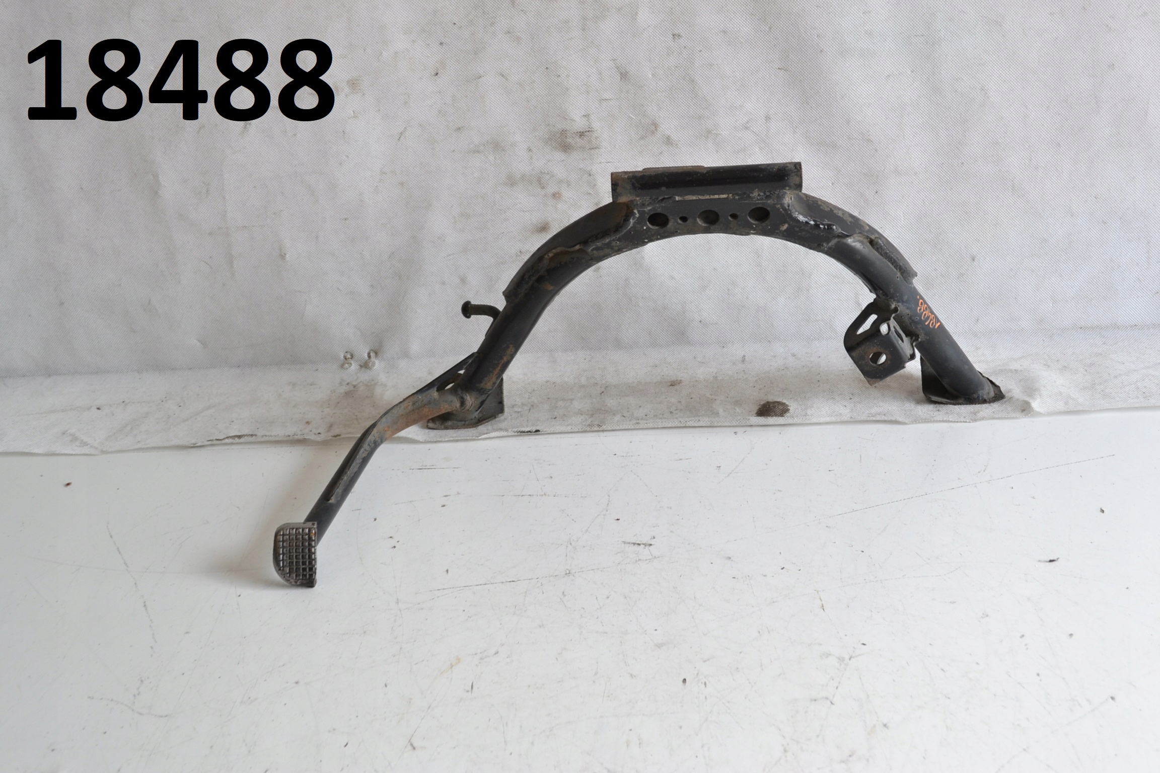 Stopka centralna Yamaha HW 125 Xenter