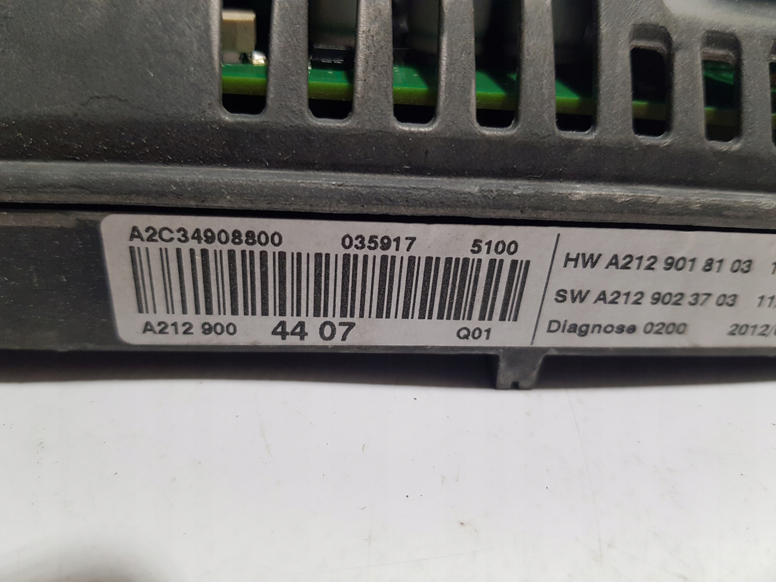 display navigation devices 2129004407 MERCEDES CLS W218 W212
