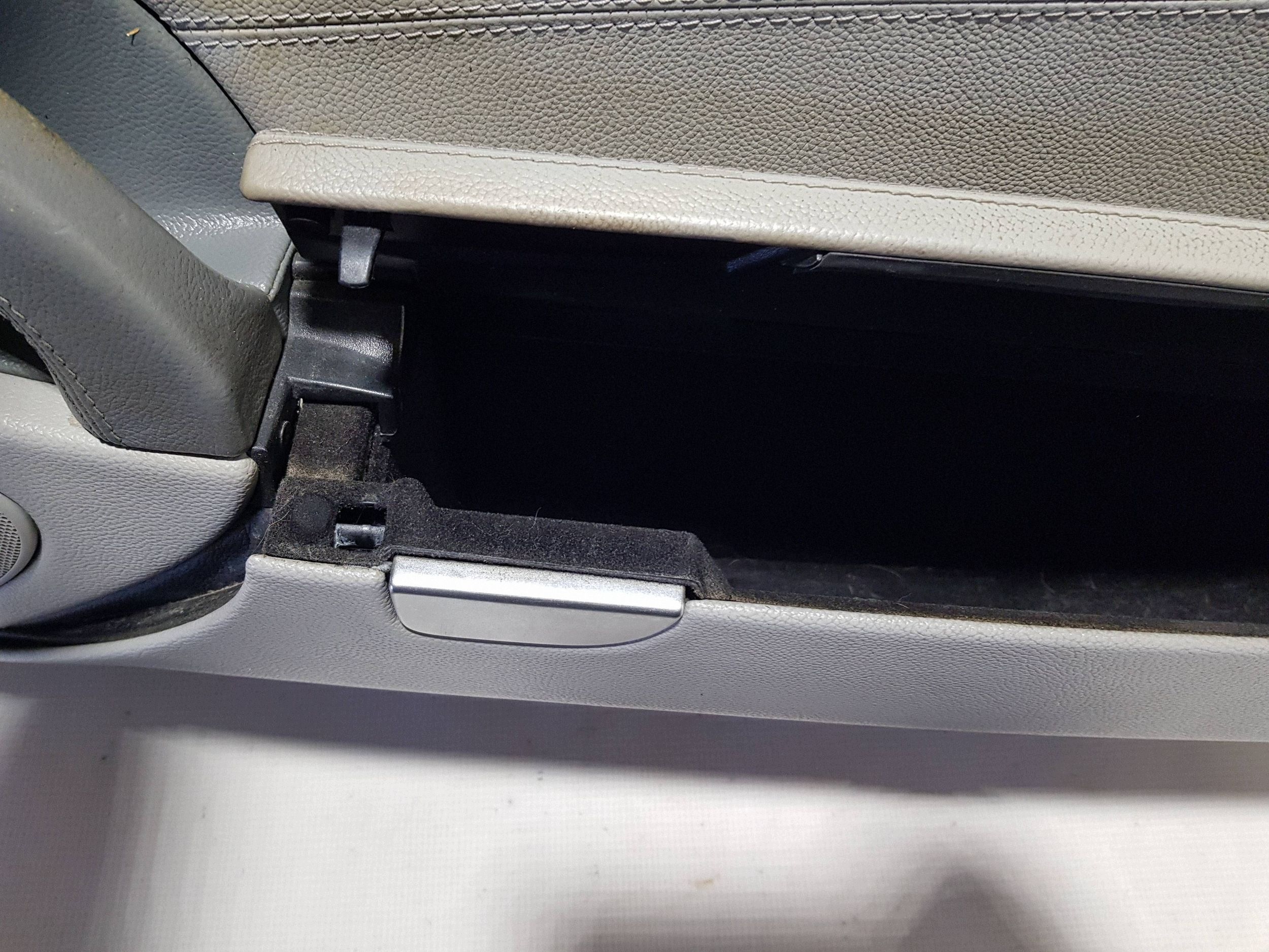MERCEDES SL R230 W230 side upholstery door right right front