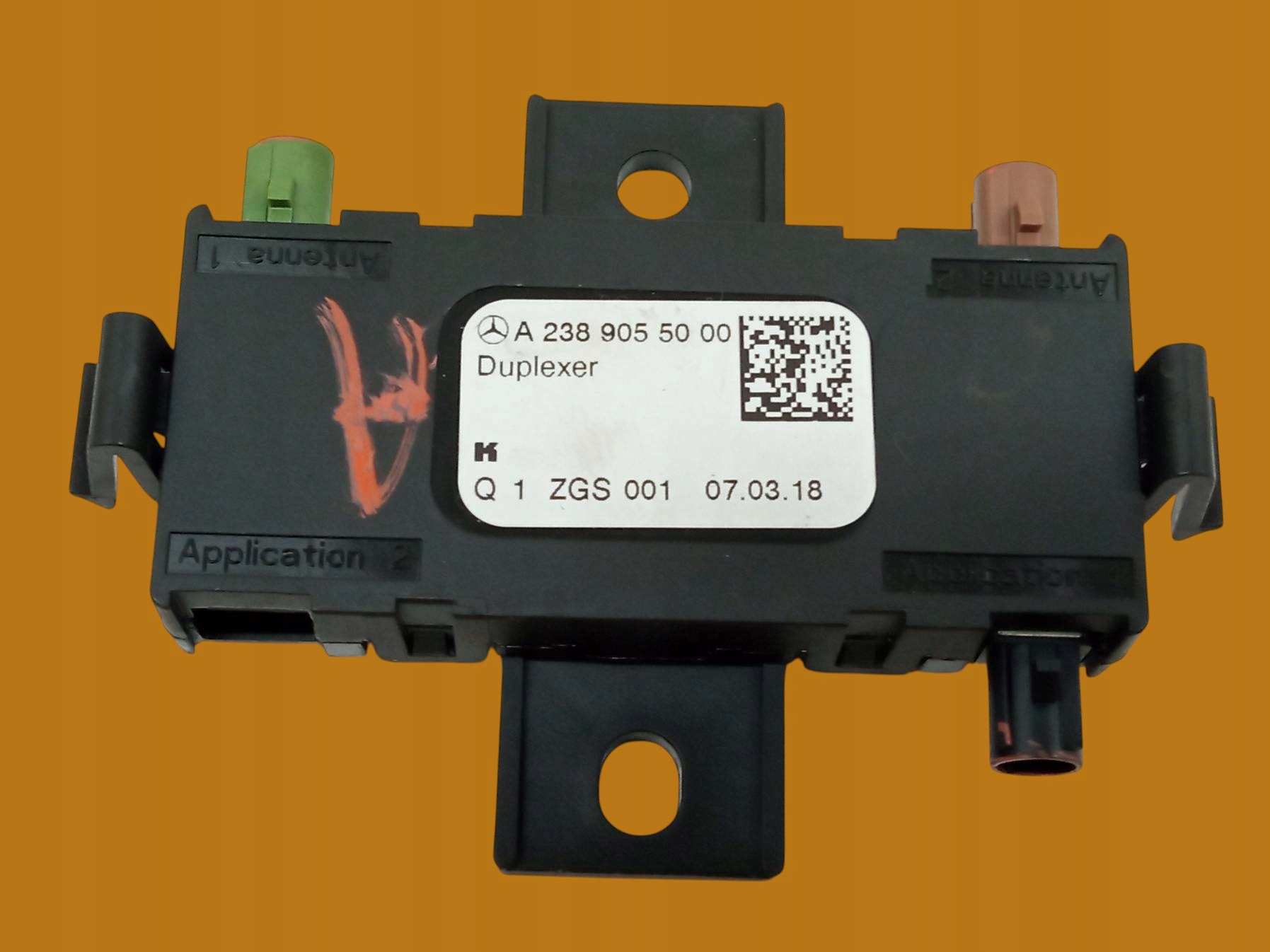 module amplifier ANTENY A2389055000 Mercedes-Benz C-klasa IV (2014- ) W205