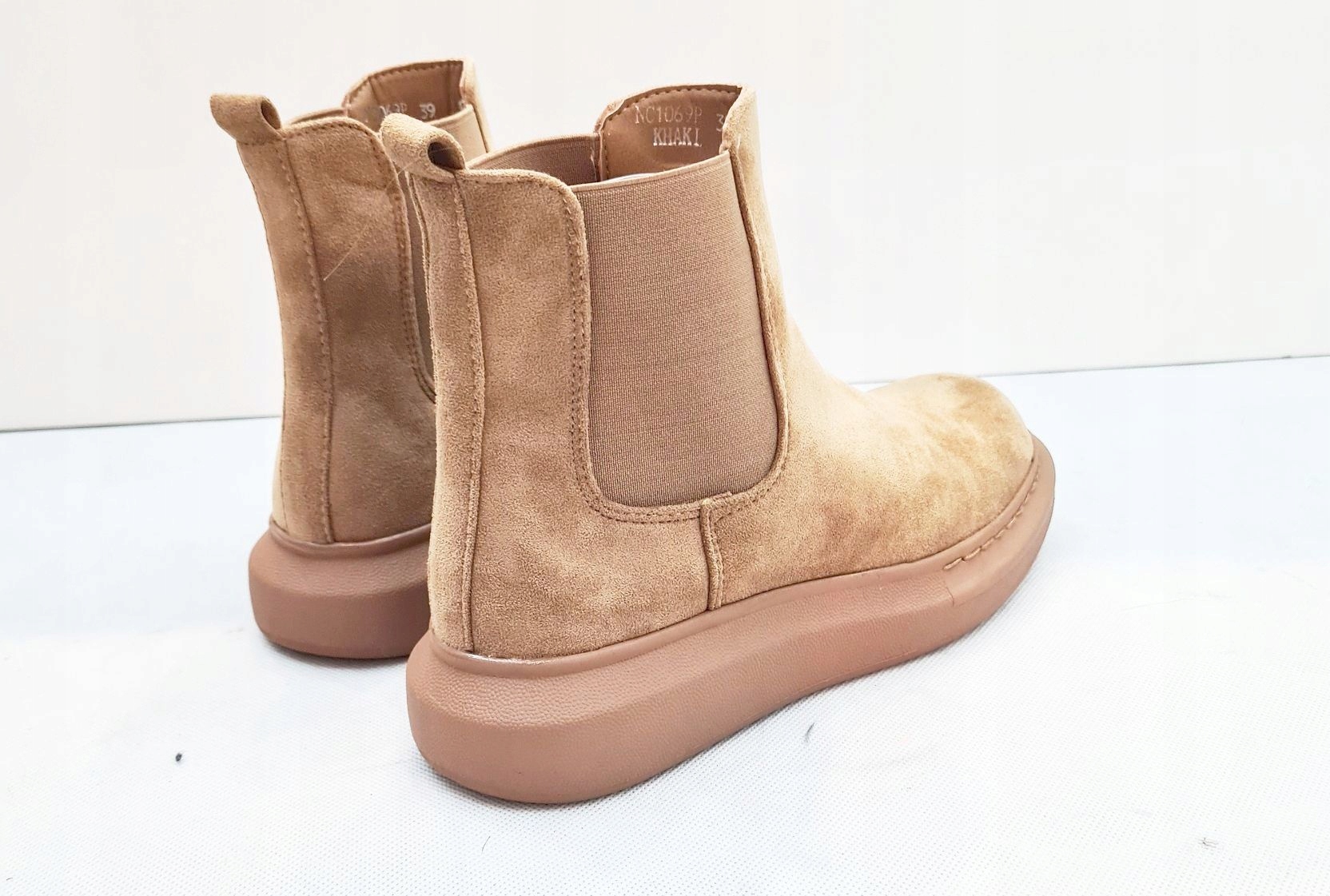 BRĄZOWE PŁASKIE ZAMSZOWE BOTKI BUTY SZTYBLETY 37 Wysokość za kostkę