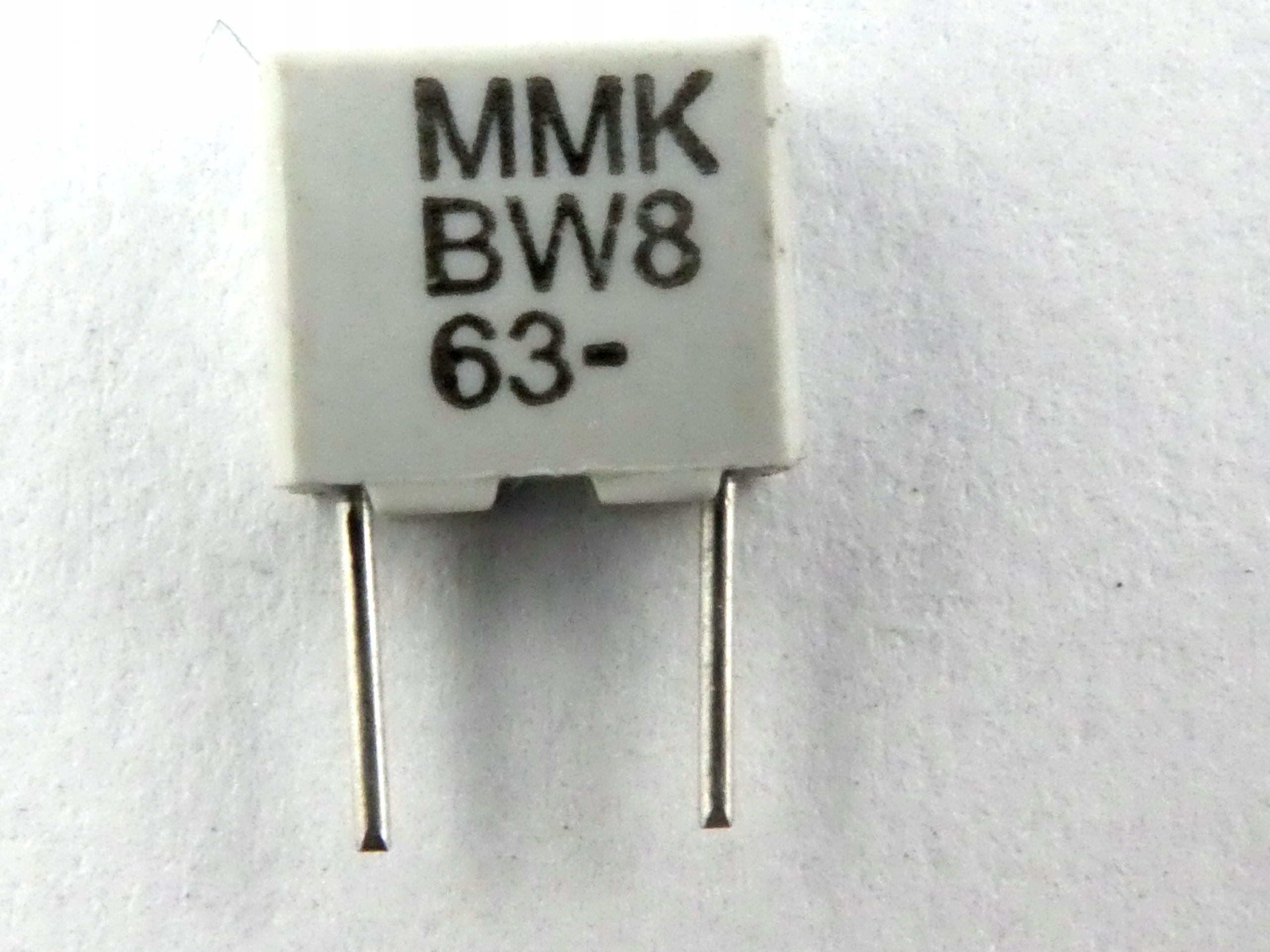 

Foliowy Mmk 4,7nF 5% 63V DC 20szt