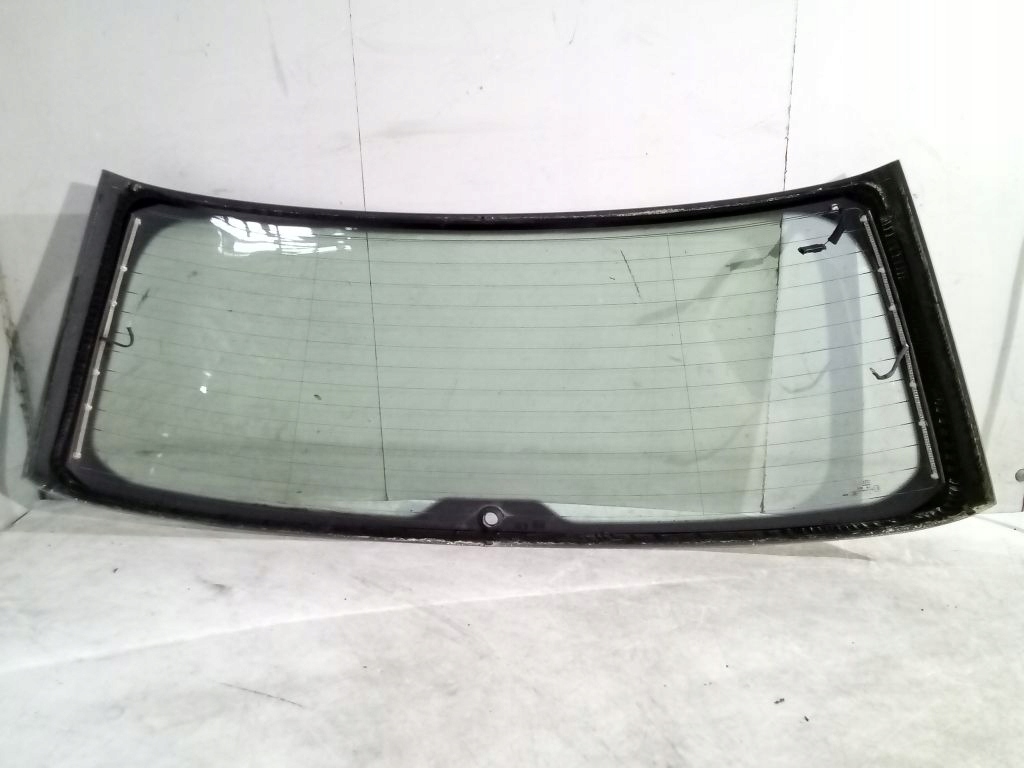 Audi A4 B7 kombi Vitre Arrière du capot