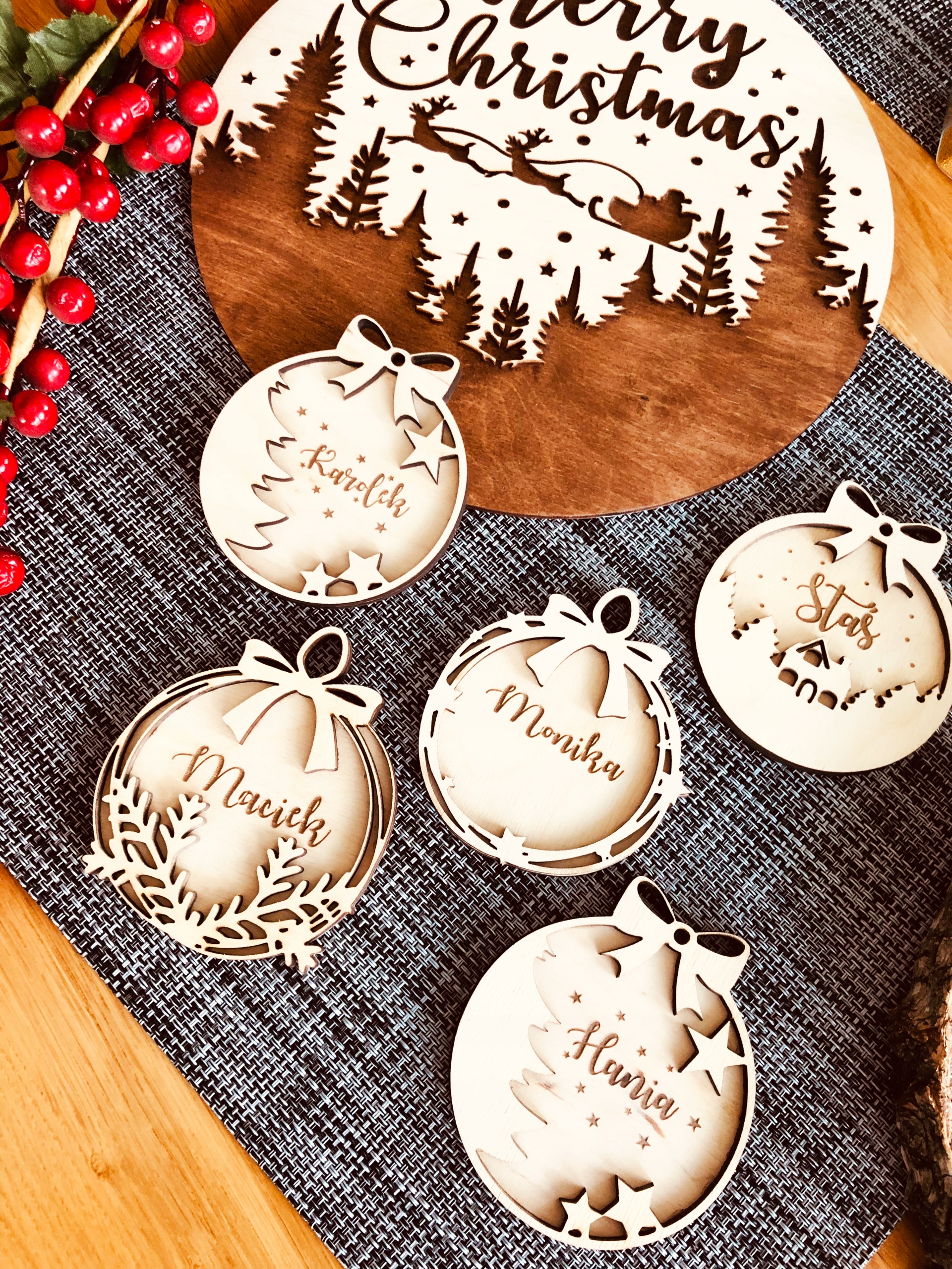 BOMBKA PERSONALIZOWANA DREWNIANA RĘCZNIE ROBIONA Kod producenta BO