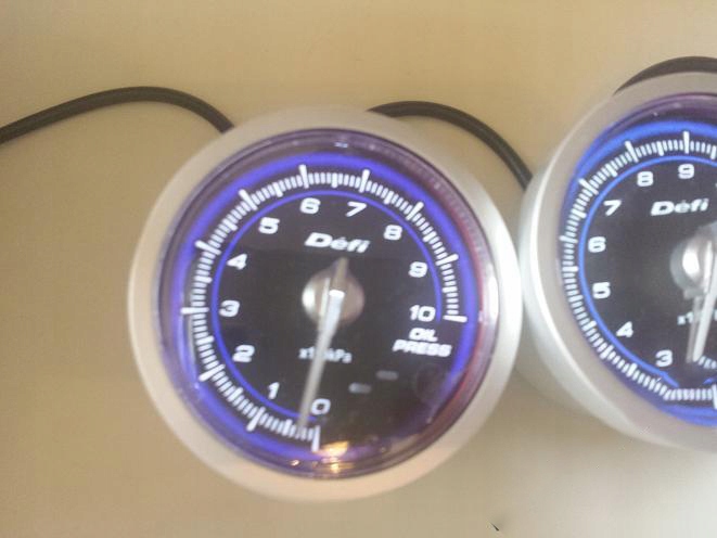 DEFI C2 style ciśnienie oleju 60mm / HKS APEXI Producent inny