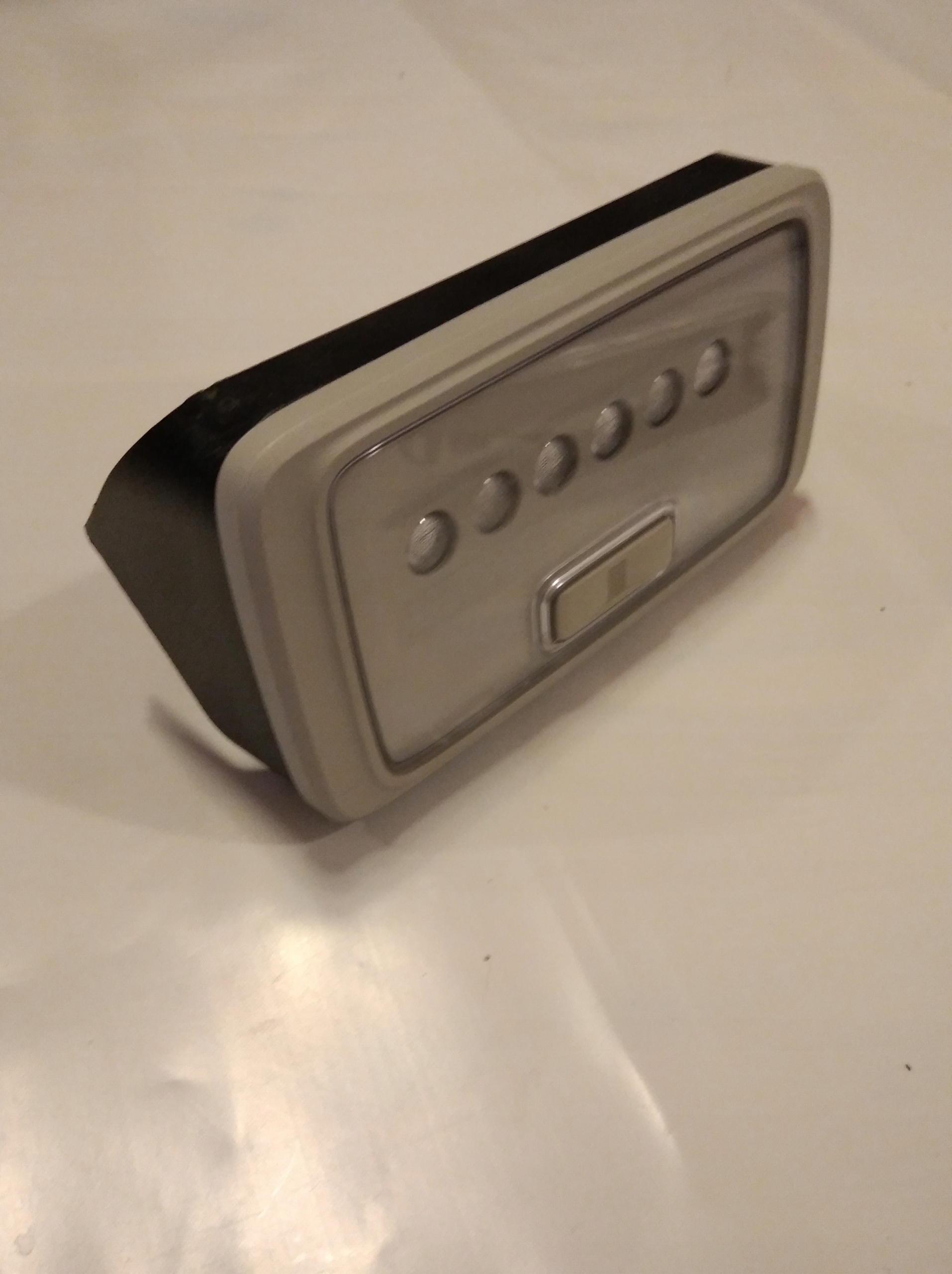 TRAFIC мастер корпус лампочки оригинал