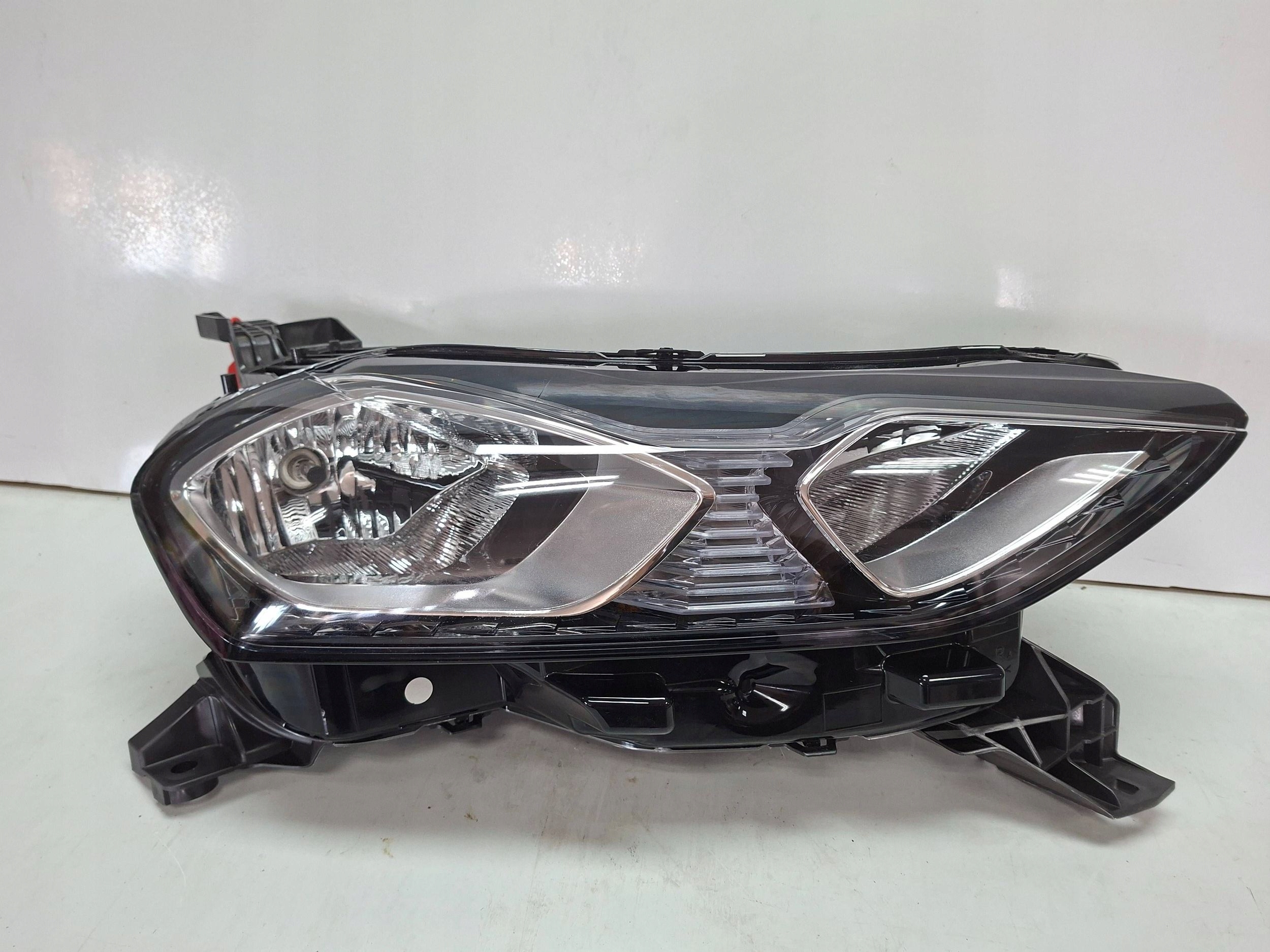 light front right 9820840580 CITROEN DS3 CROSSBACK 2019